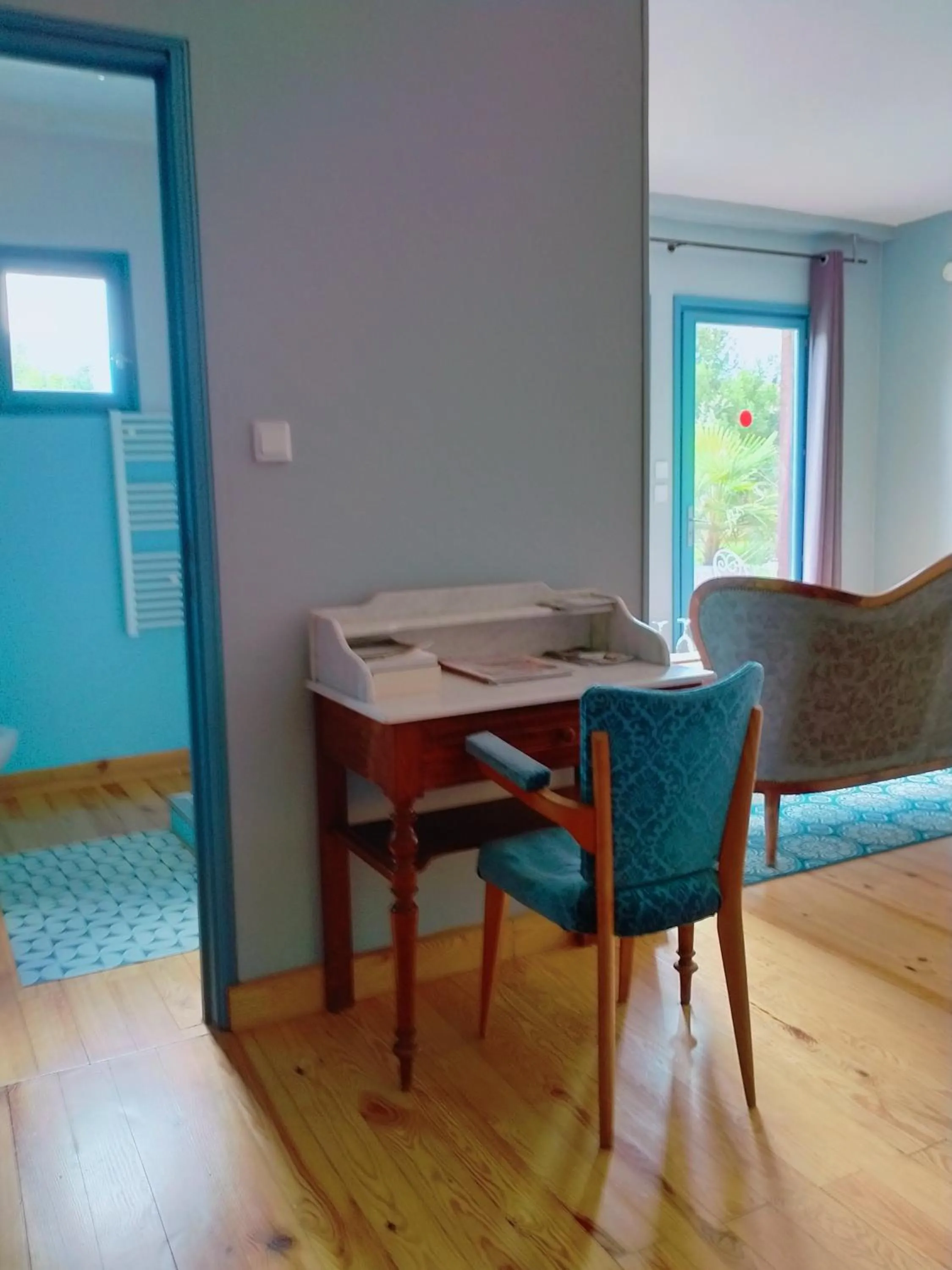 Living room in La Cadournaise