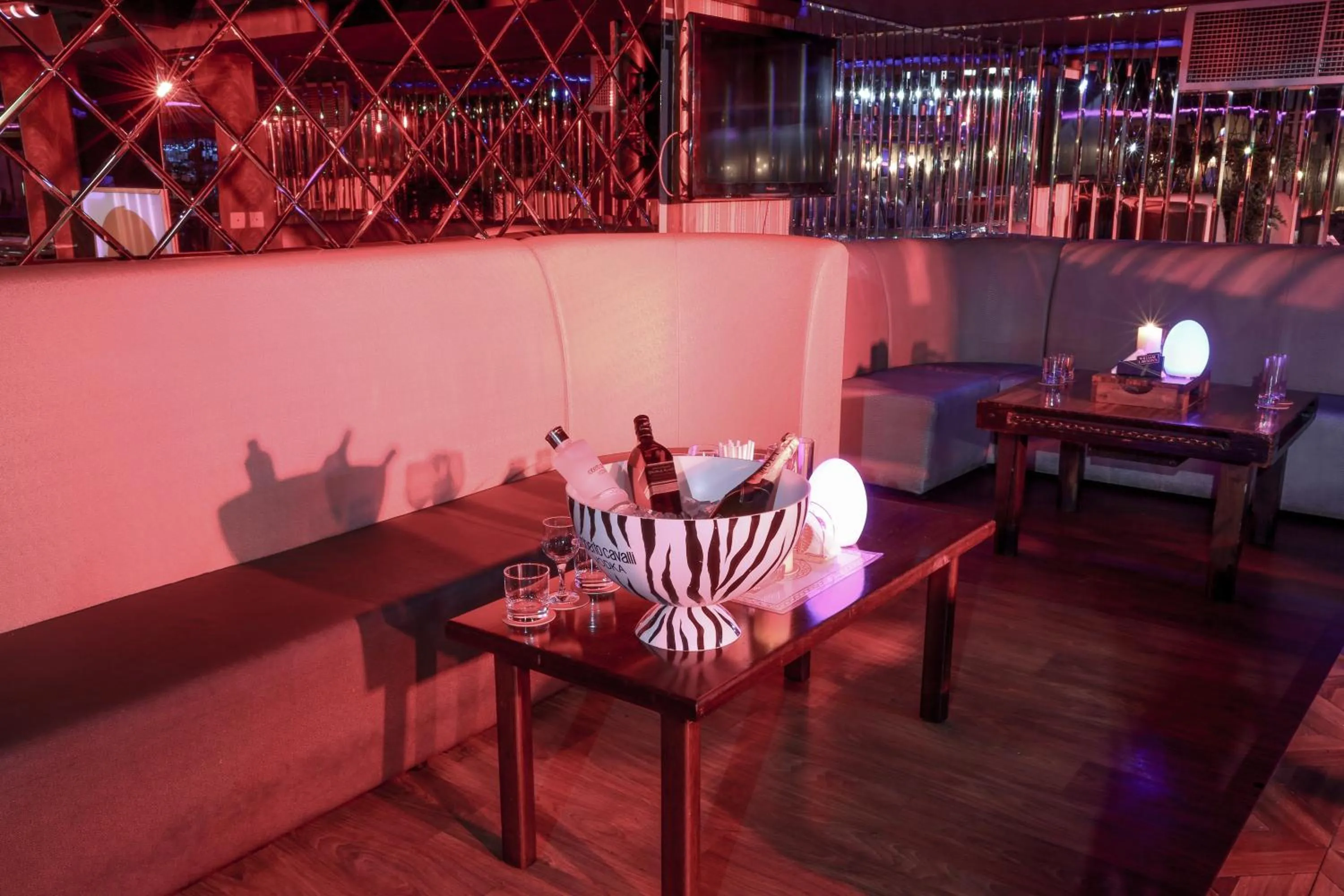 Alcoholic drinks in Ramee Royal Hotel