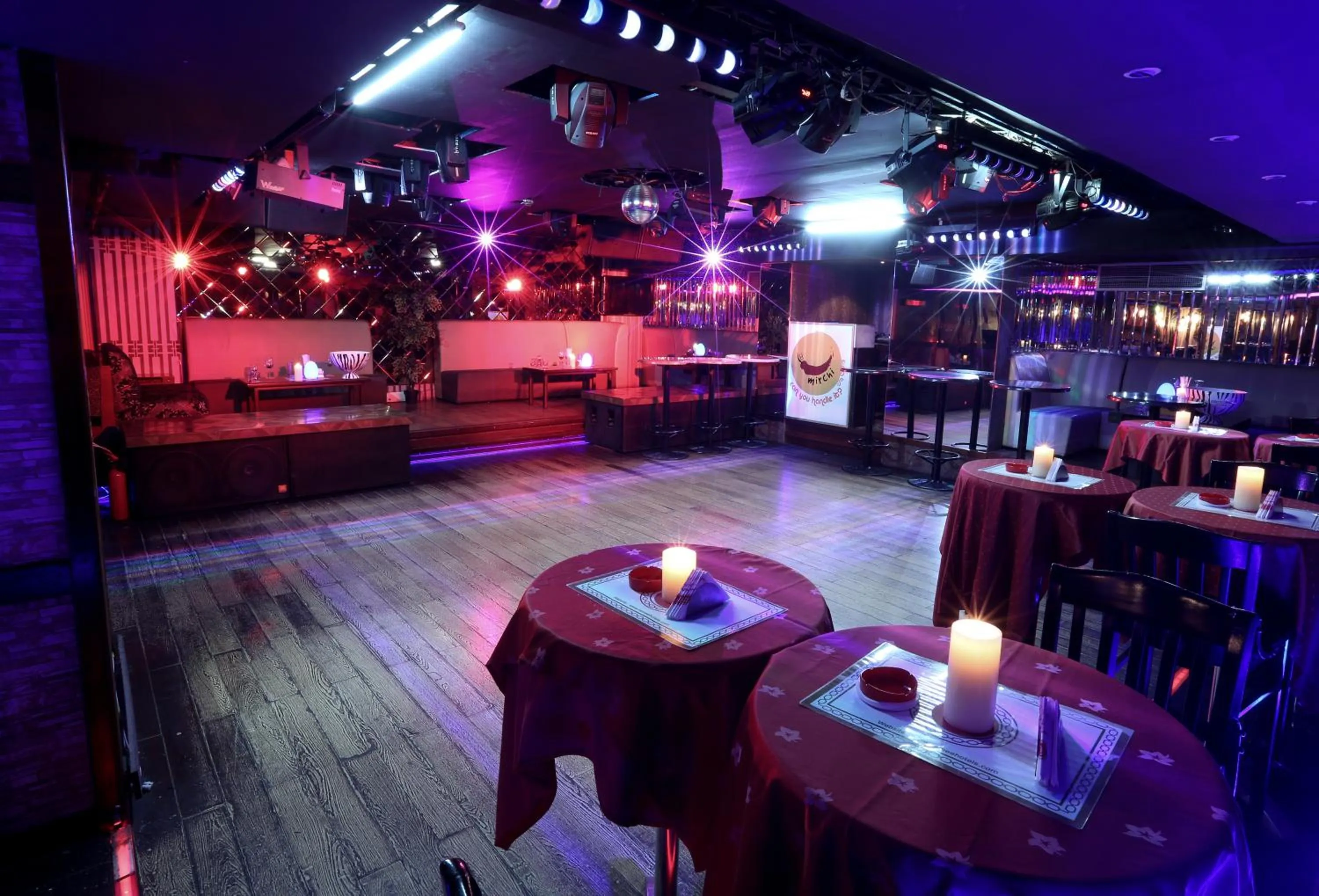 Restaurant/places to eat in Ramee Royal Hotel