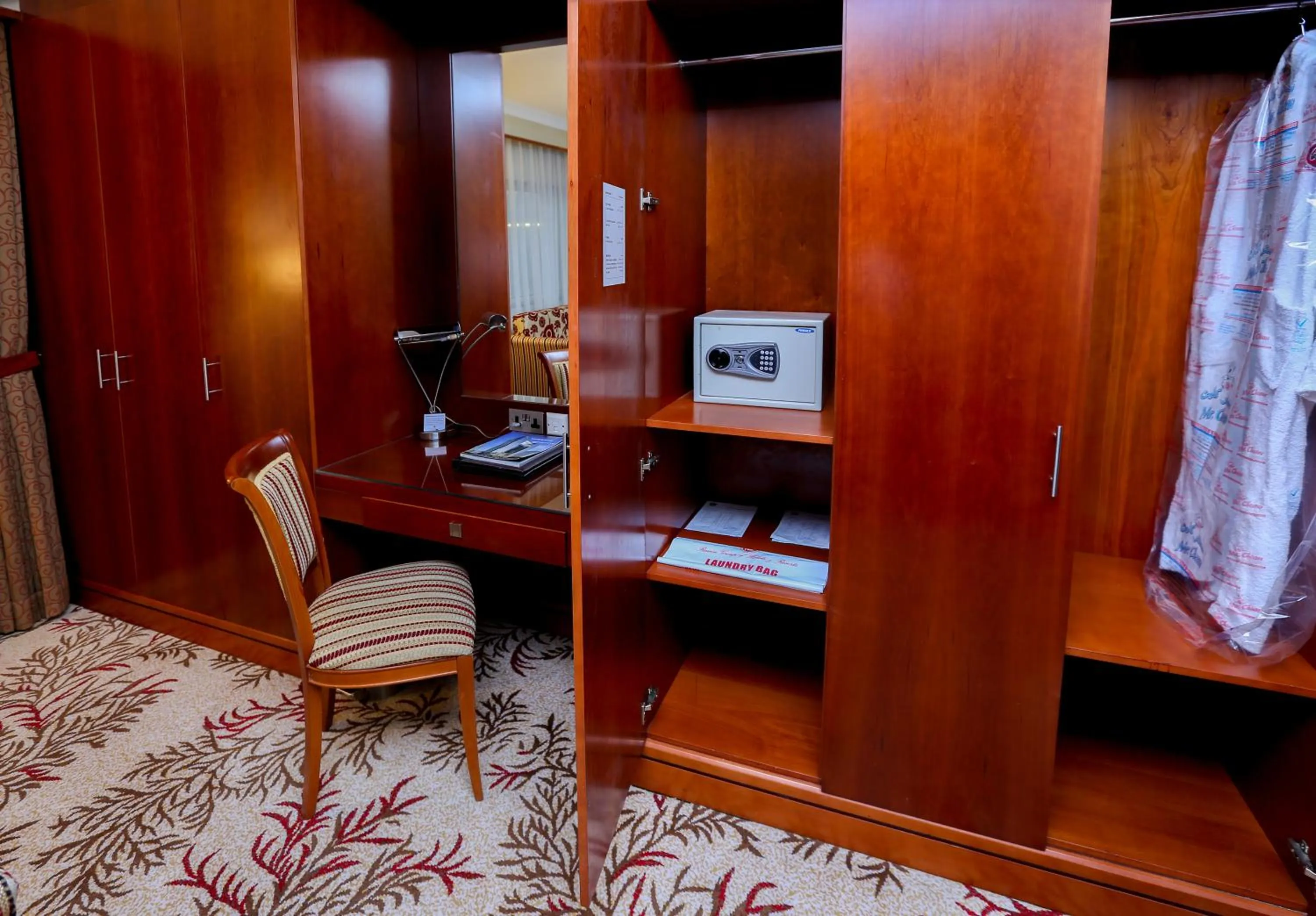 Area and facilities, Bed in Ramee Royal Hotel