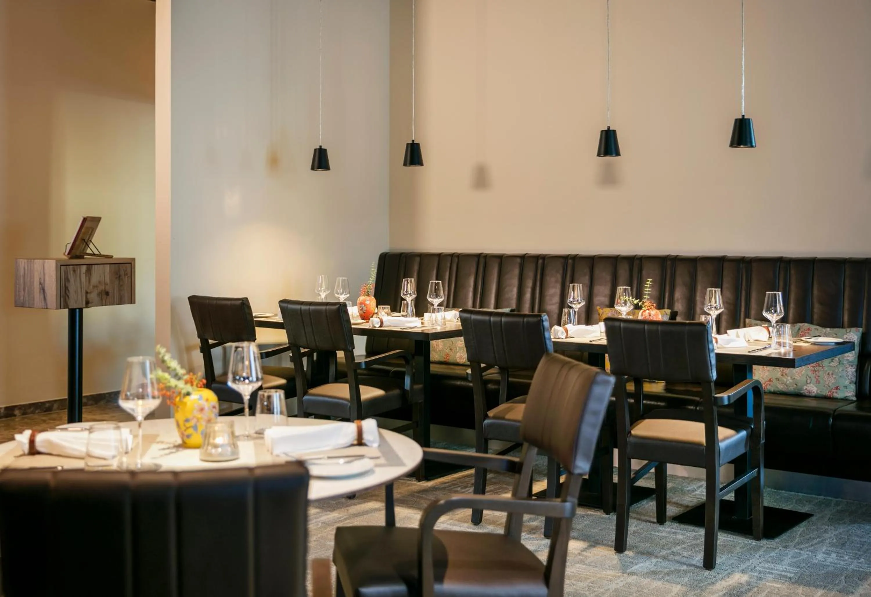 Restaurant/places to eat in ARCOTEL Camino Stuttgart