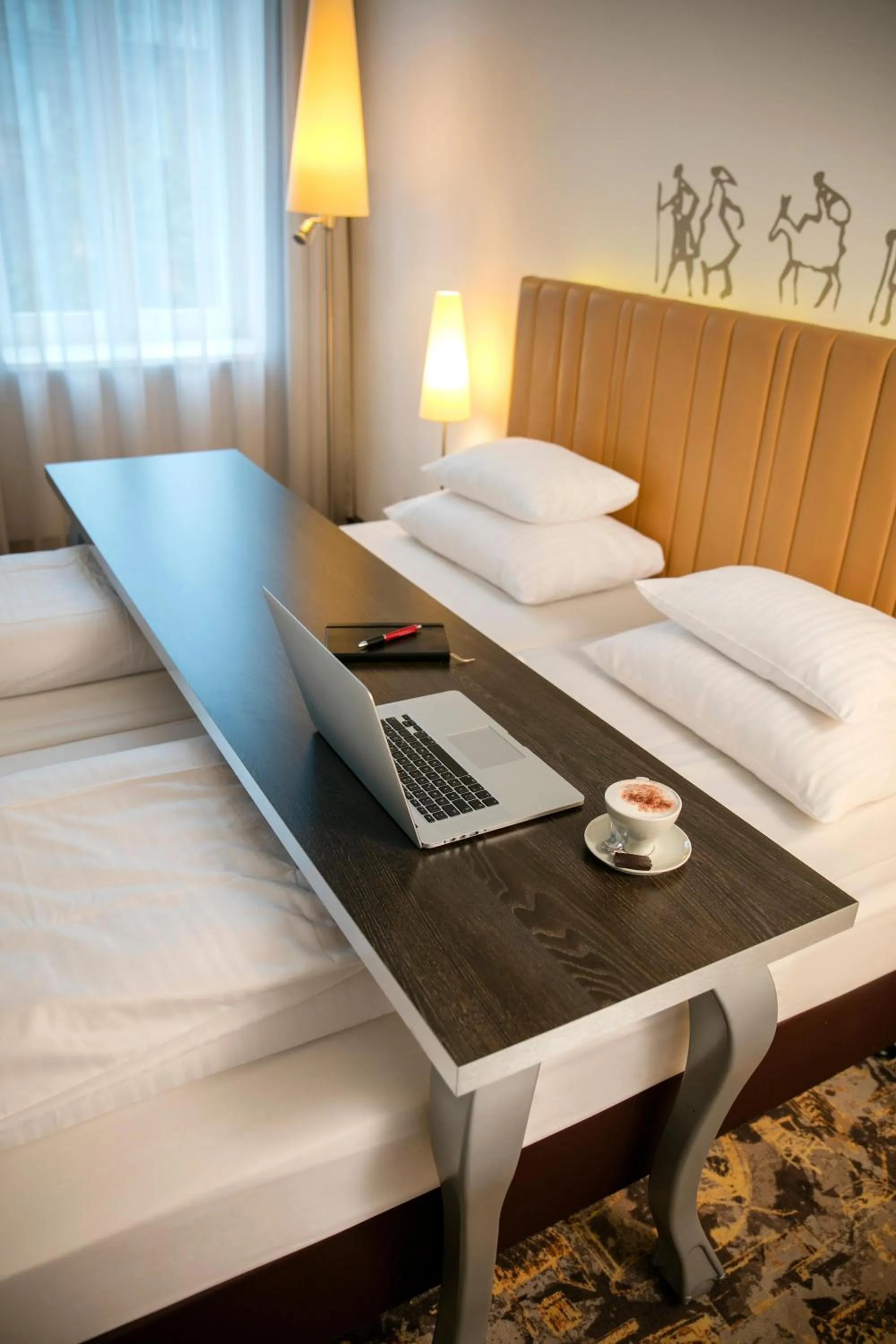 TV and multimedia, Bed in ARCOTEL Camino Stuttgart