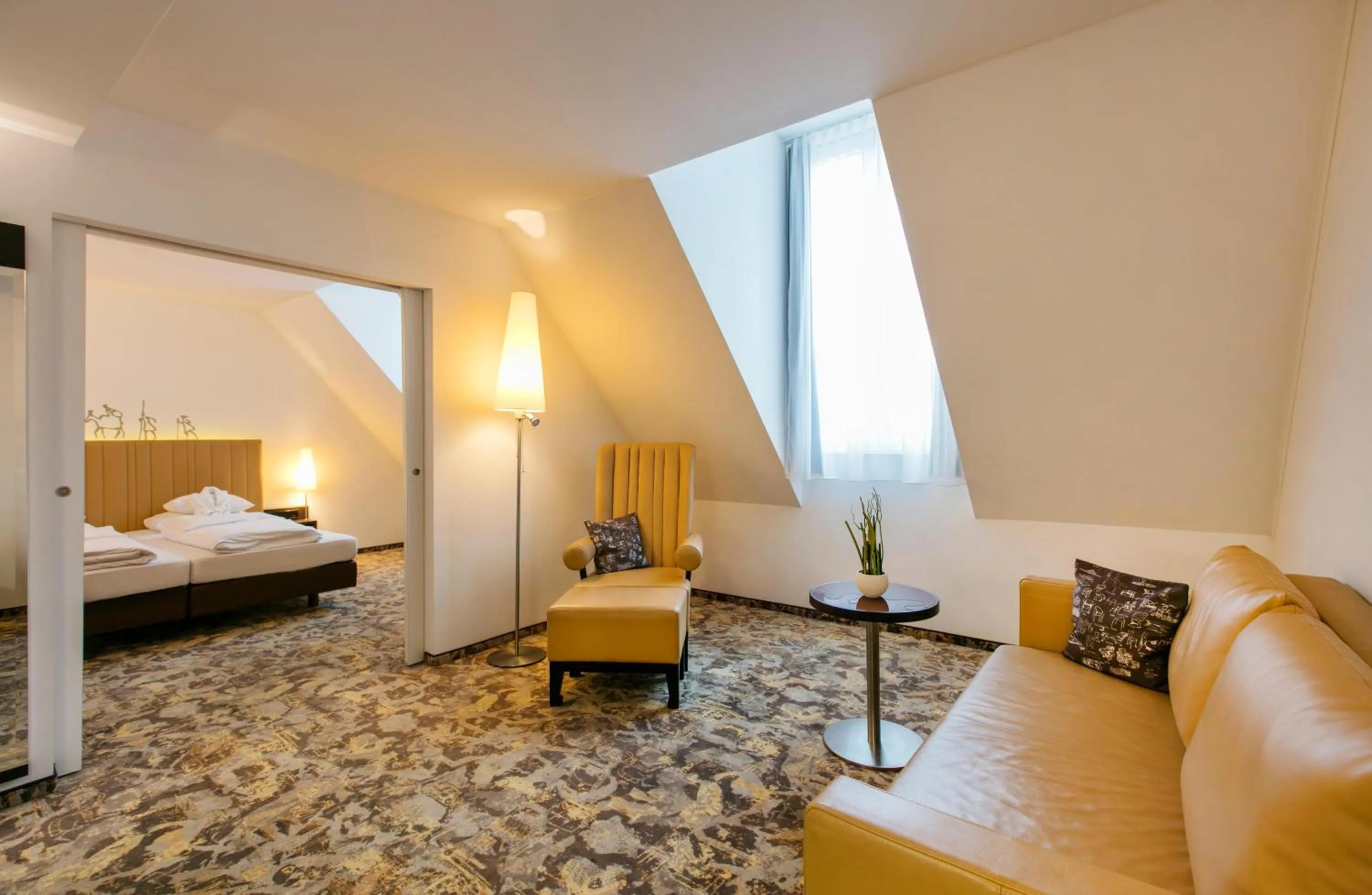 TV and multimedia, Bed in ARCOTEL Camino Stuttgart