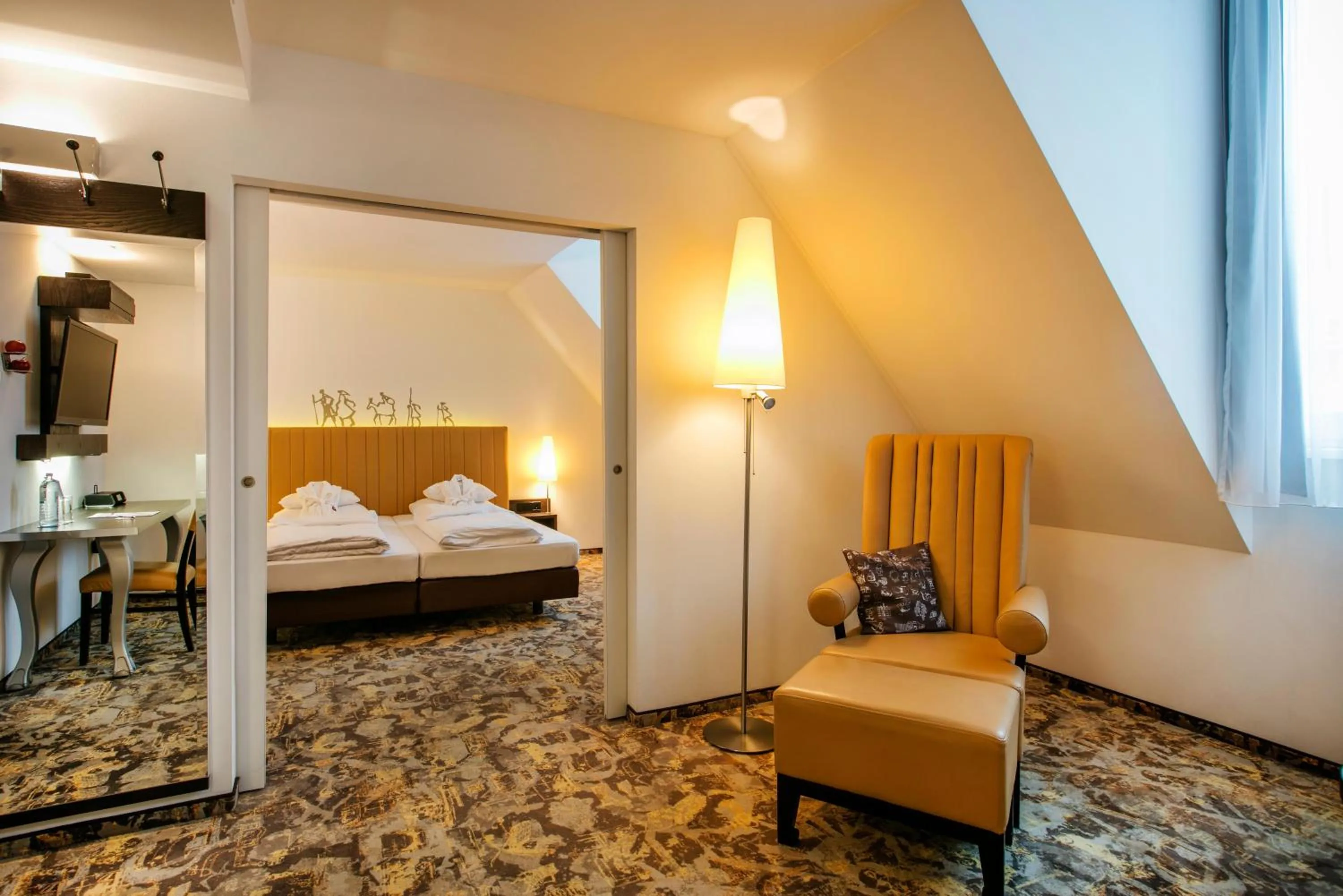 TV and multimedia, Bed in ARCOTEL Camino Stuttgart