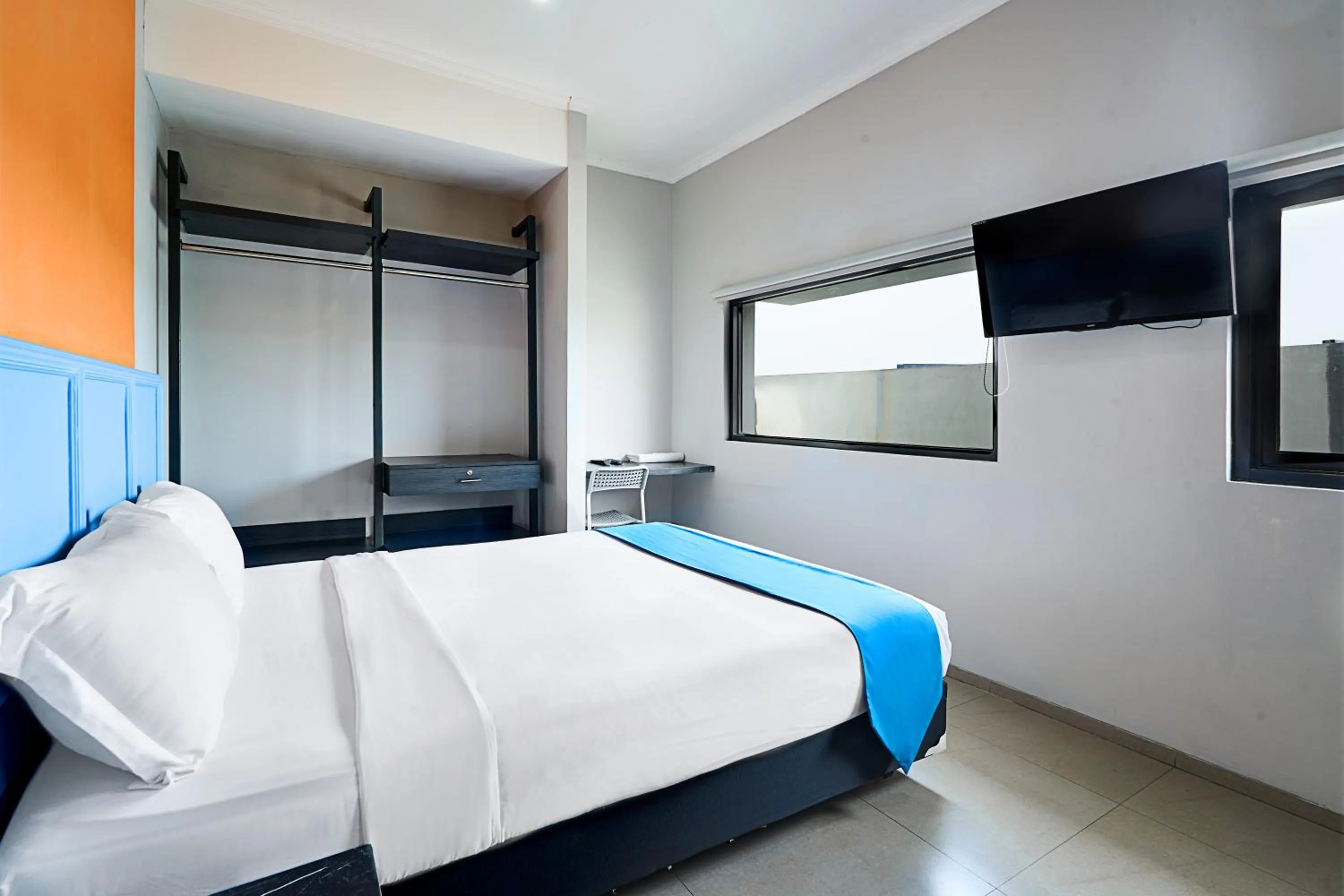 Bed in Bale Resident