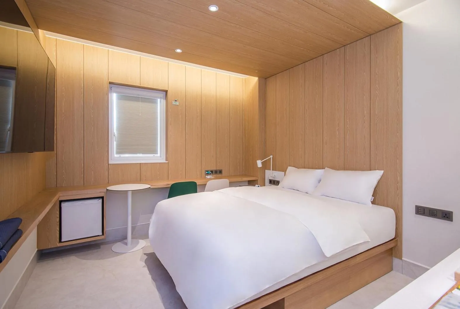 Bed in BLO BY BLO HOTEL