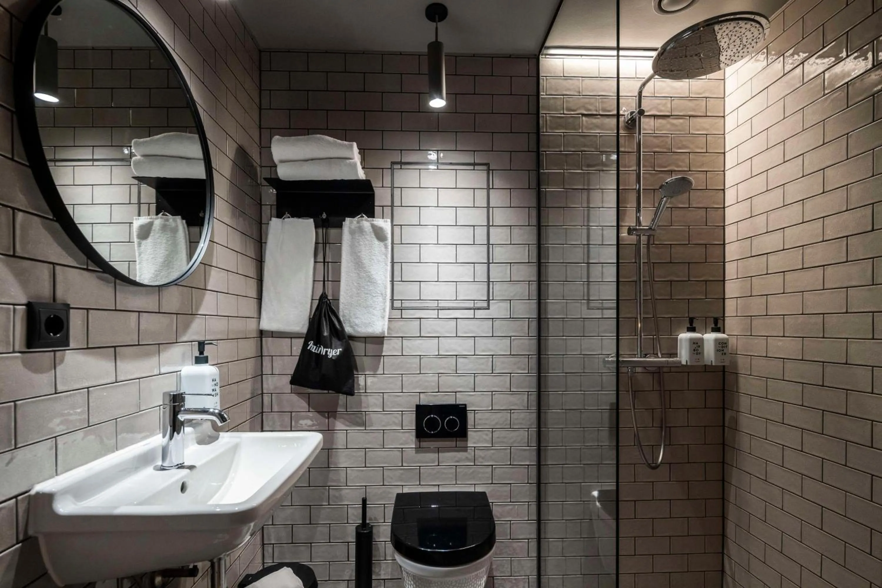 Bathroom in Scandic Norreport