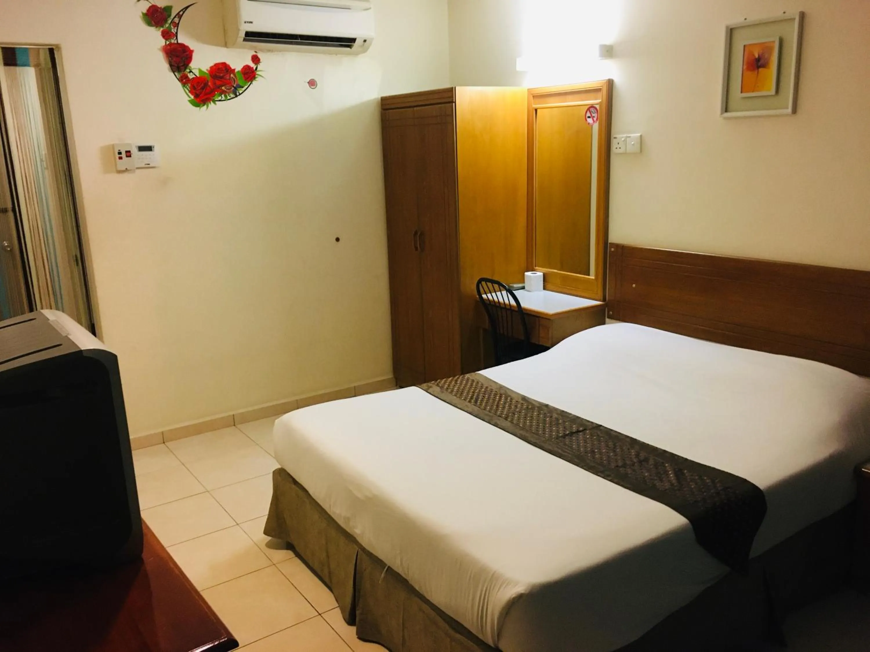 Bed in Coastal Park Hotel