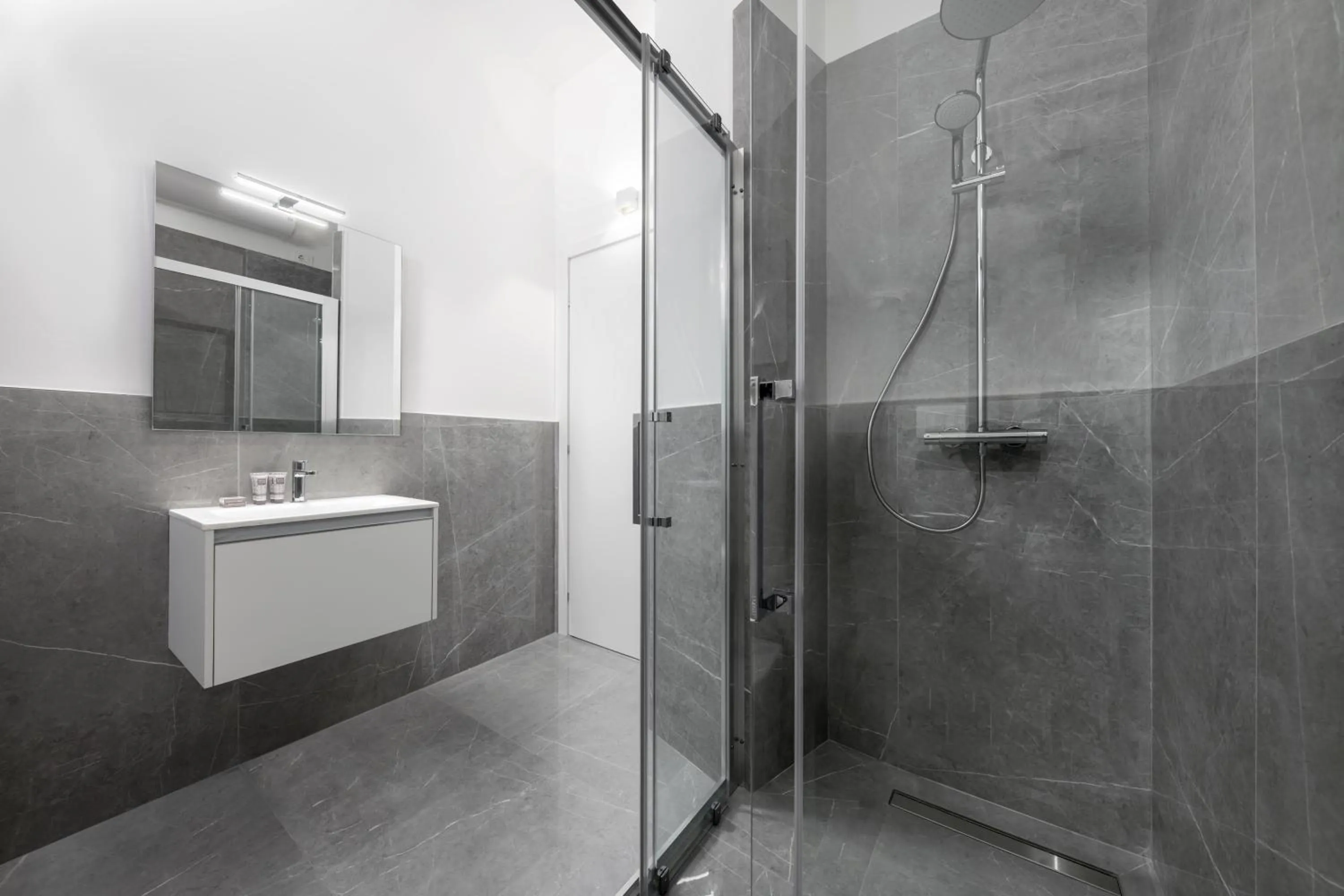 Shower in Casa da Suite Mirabello