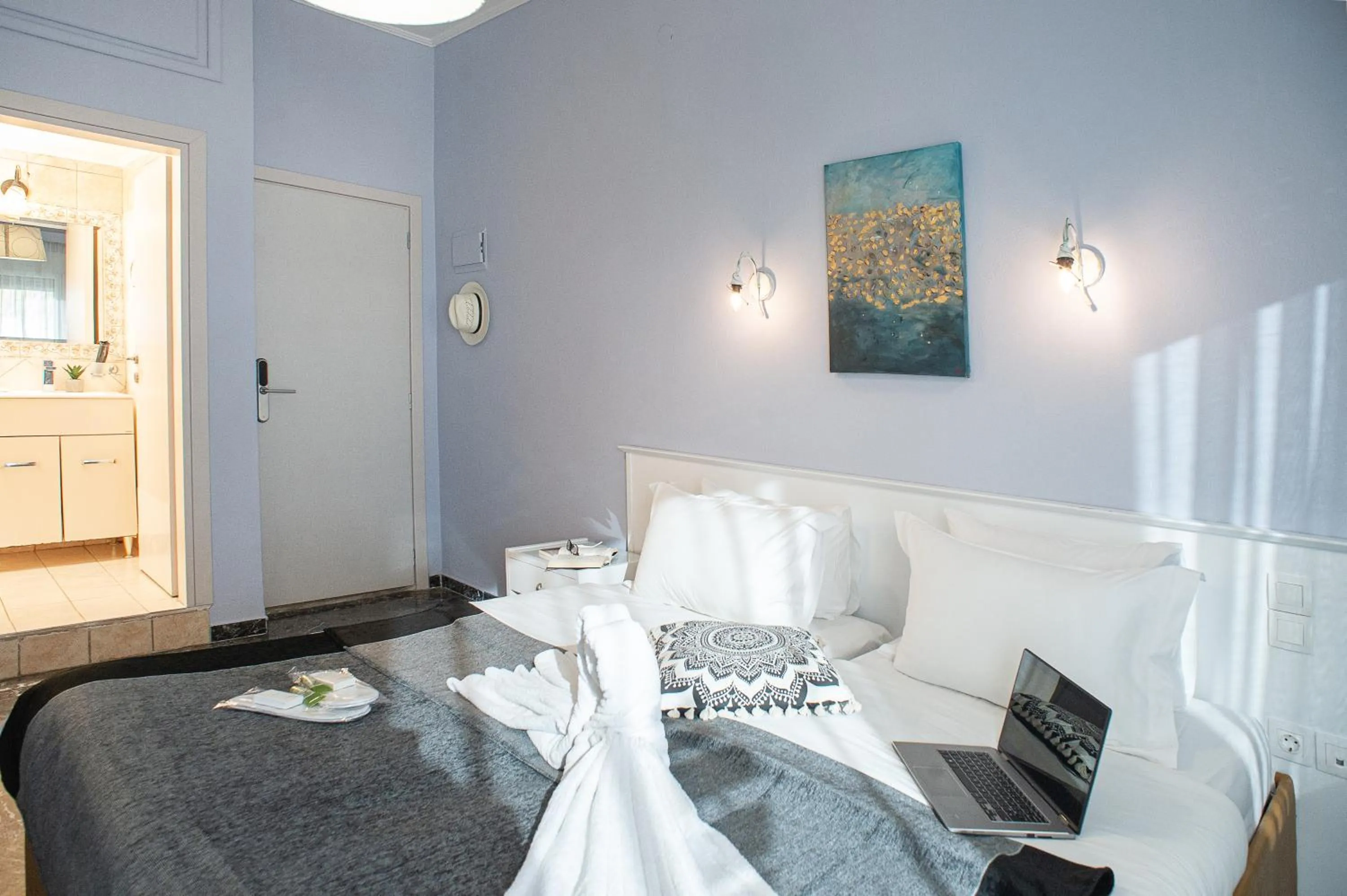 Bed in Hotel Pithari