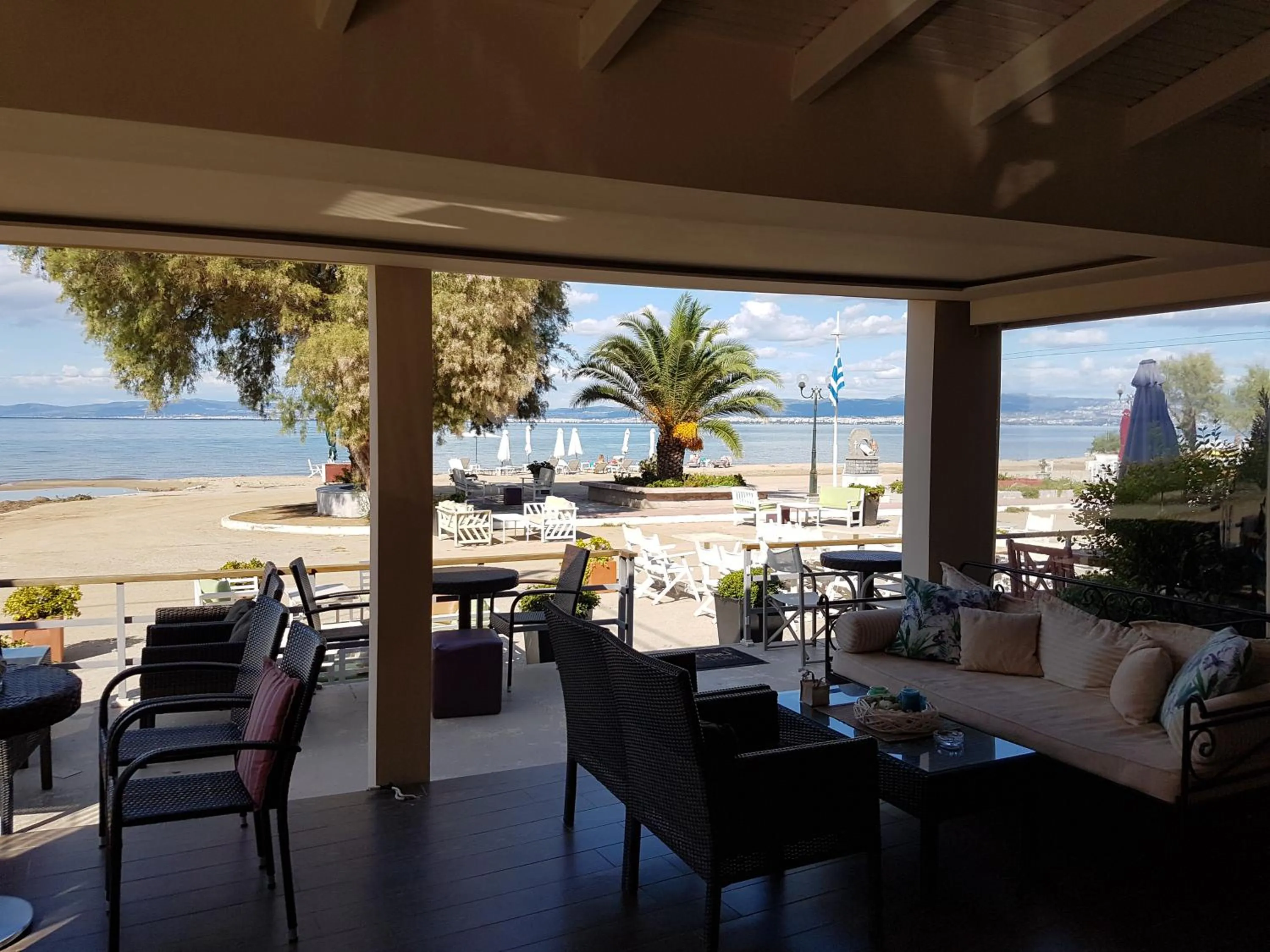 Lounge or bar in Hotel Pithari