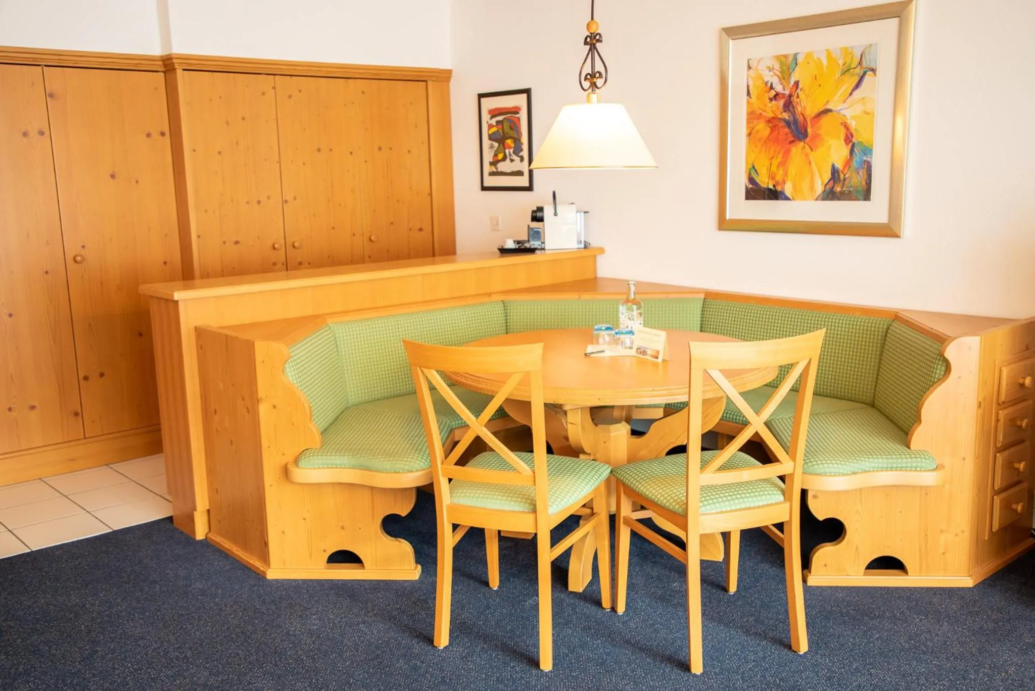 Dining area in Alpenlodge Val Gronda