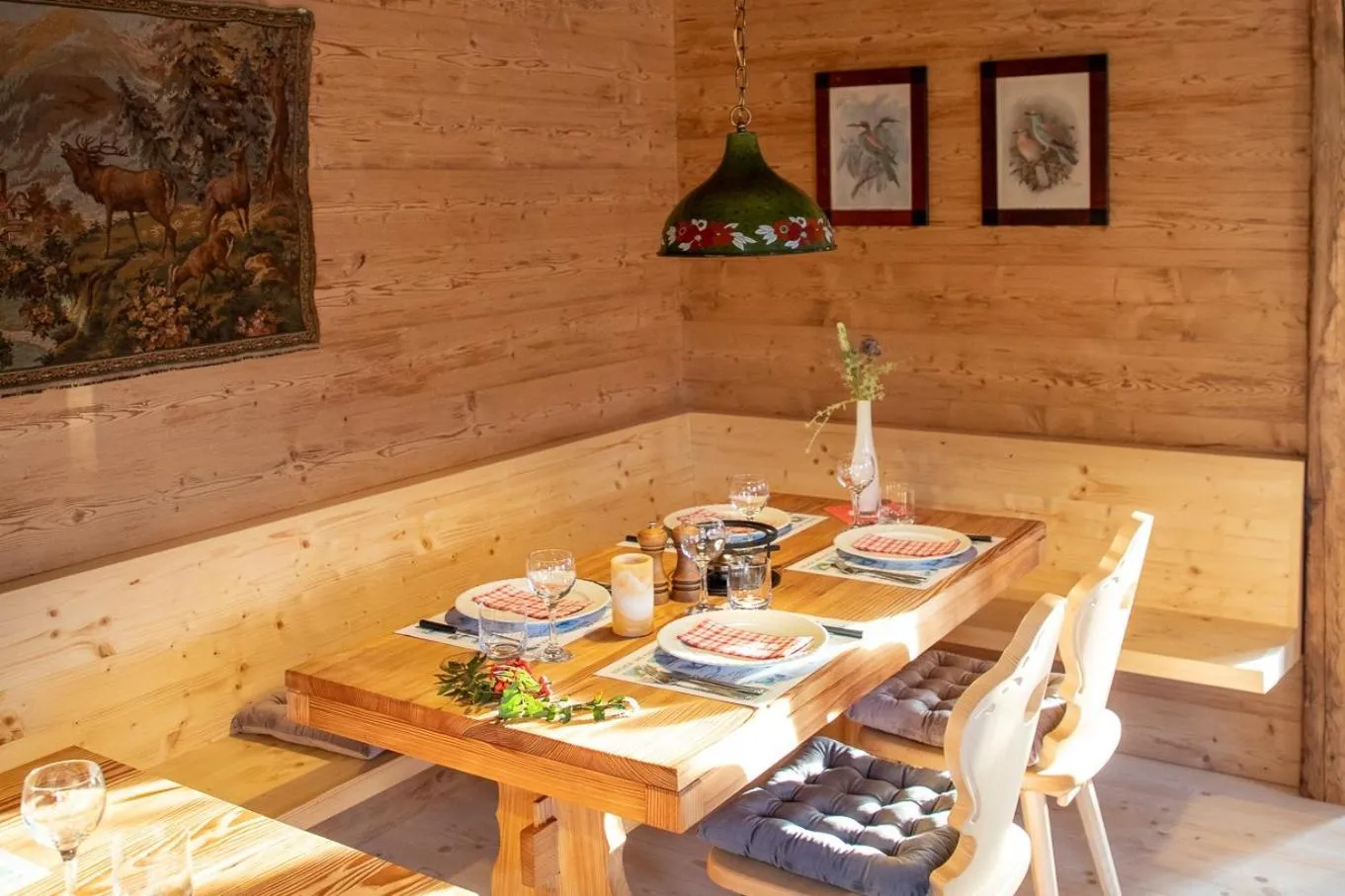 Restaurant/places to eat in Alpenlodge Val Gronda