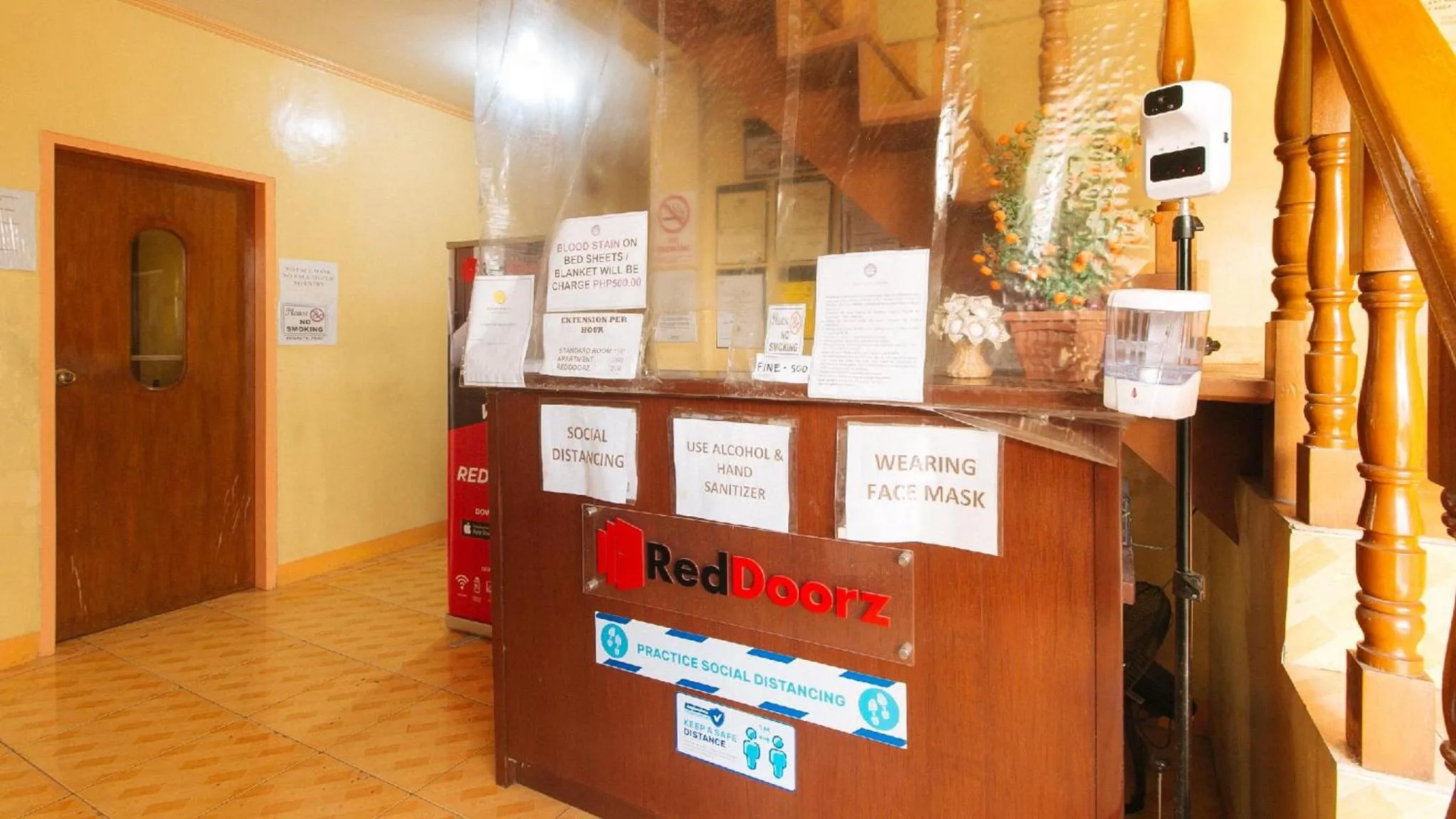 Lobby or reception in RedDoorz near SM Batangas City