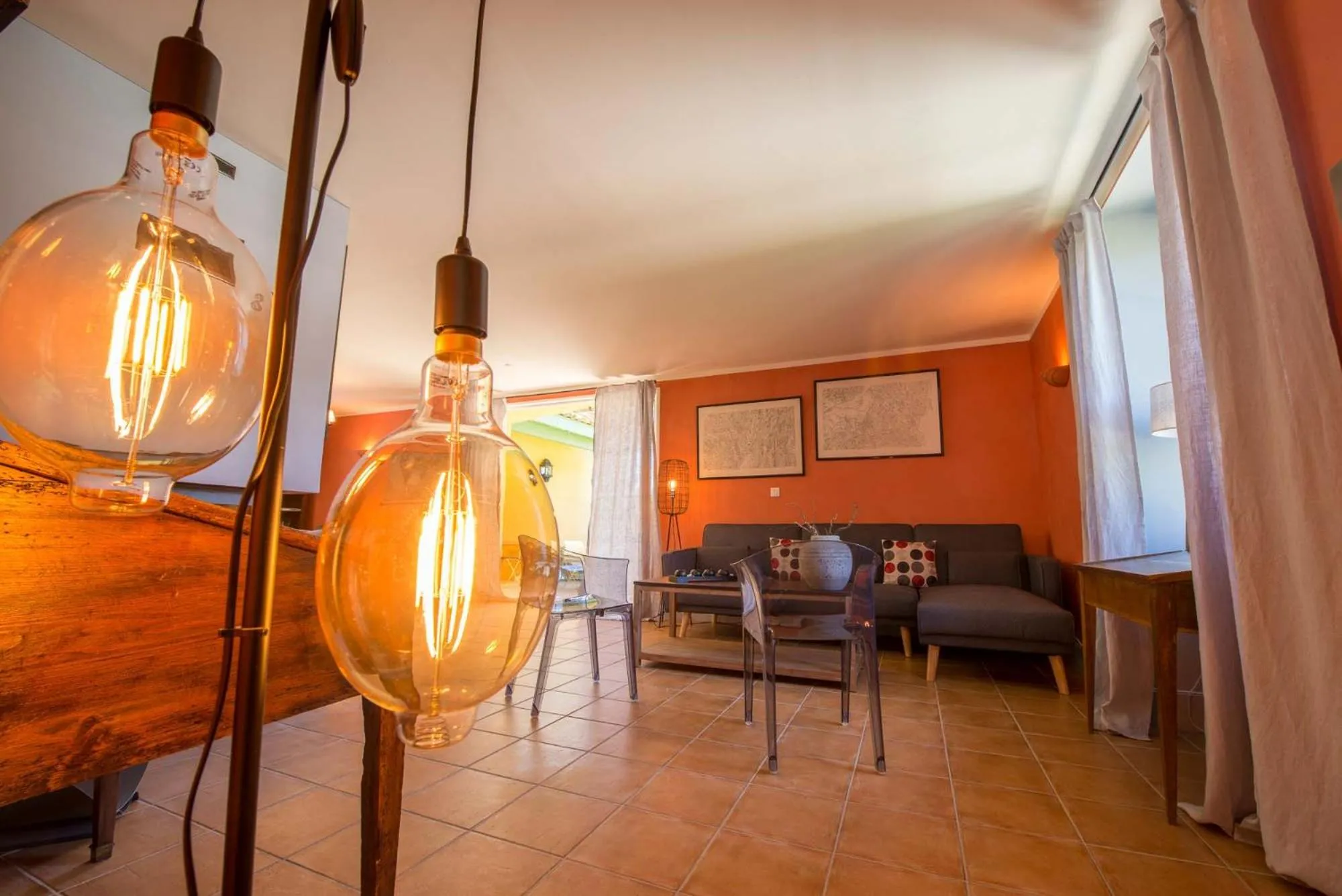 La Demeure de Cybèle - Gite de charme pour 10 personnes en Drôme Provençale