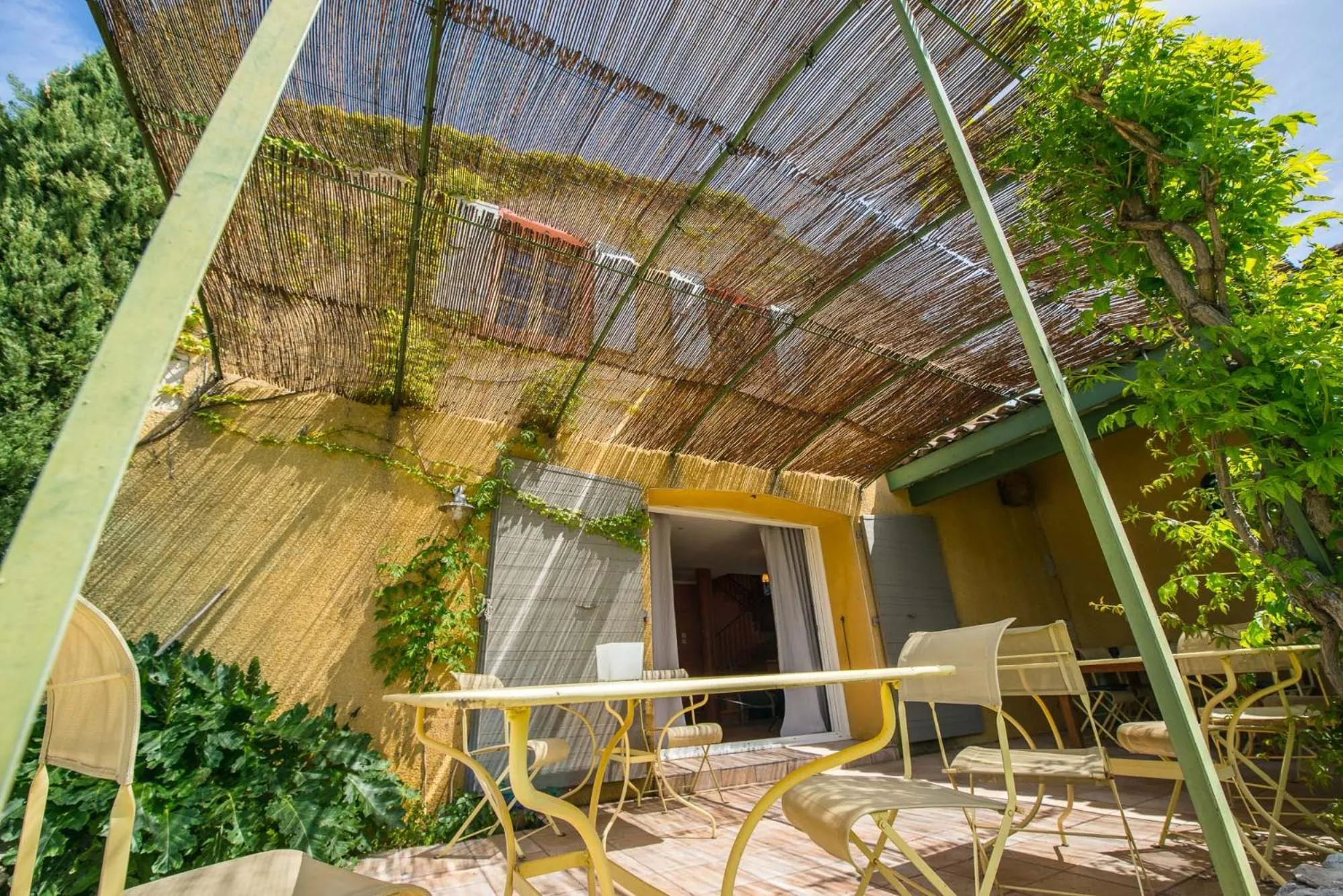 La Demeure de Cybèle - Gite de charme pour 10 personnes en Drôme Provençale