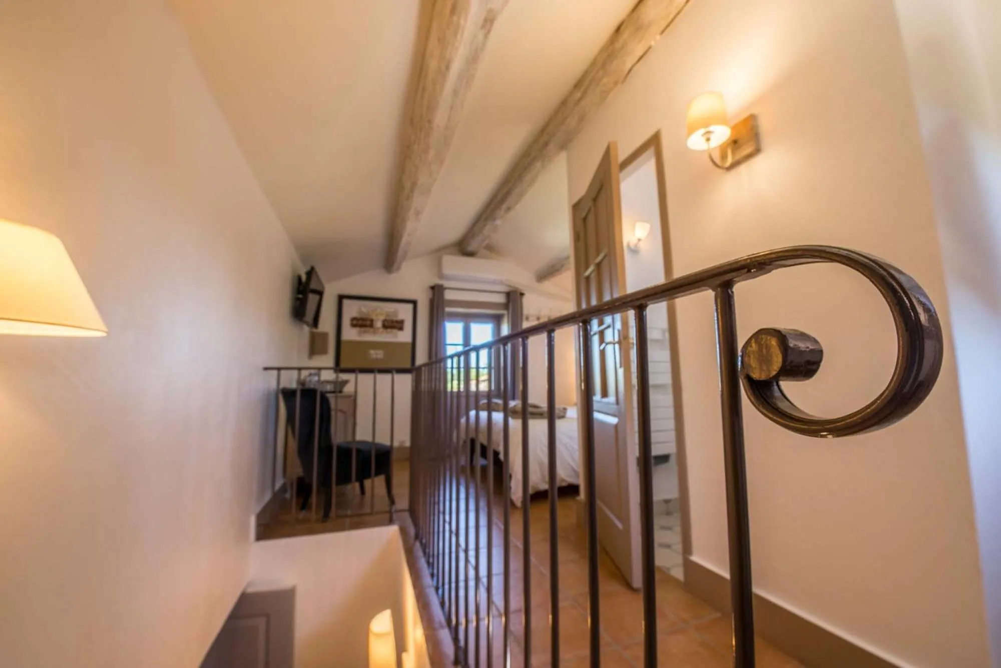 La Demeure de Cybèle - Gite de charme pour 10 personnes en Drôme Provençale