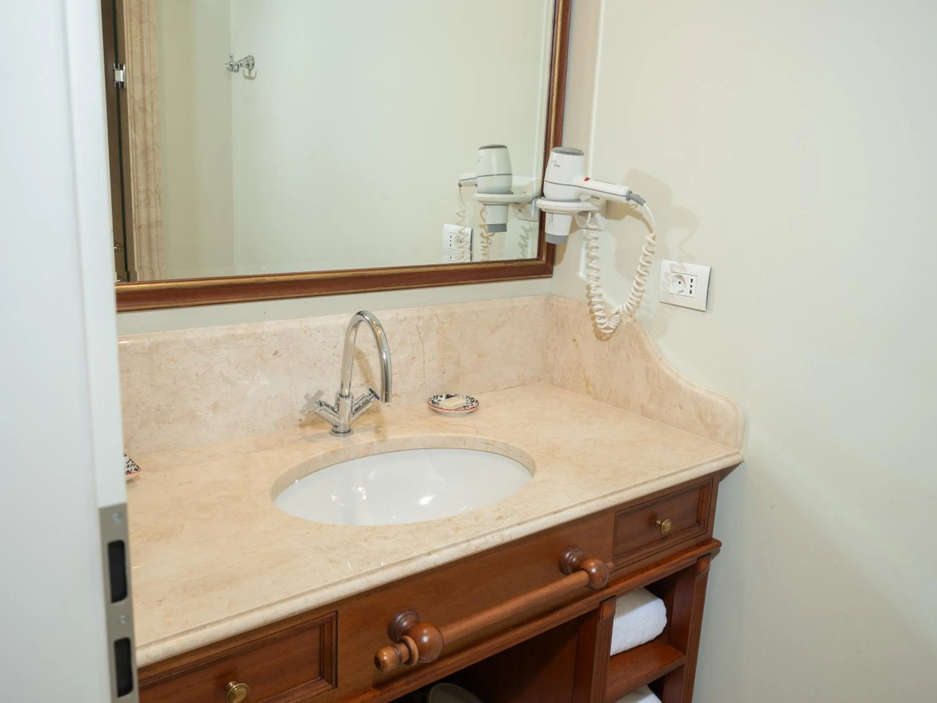 Bathroom in Ebel Boutique Hotel