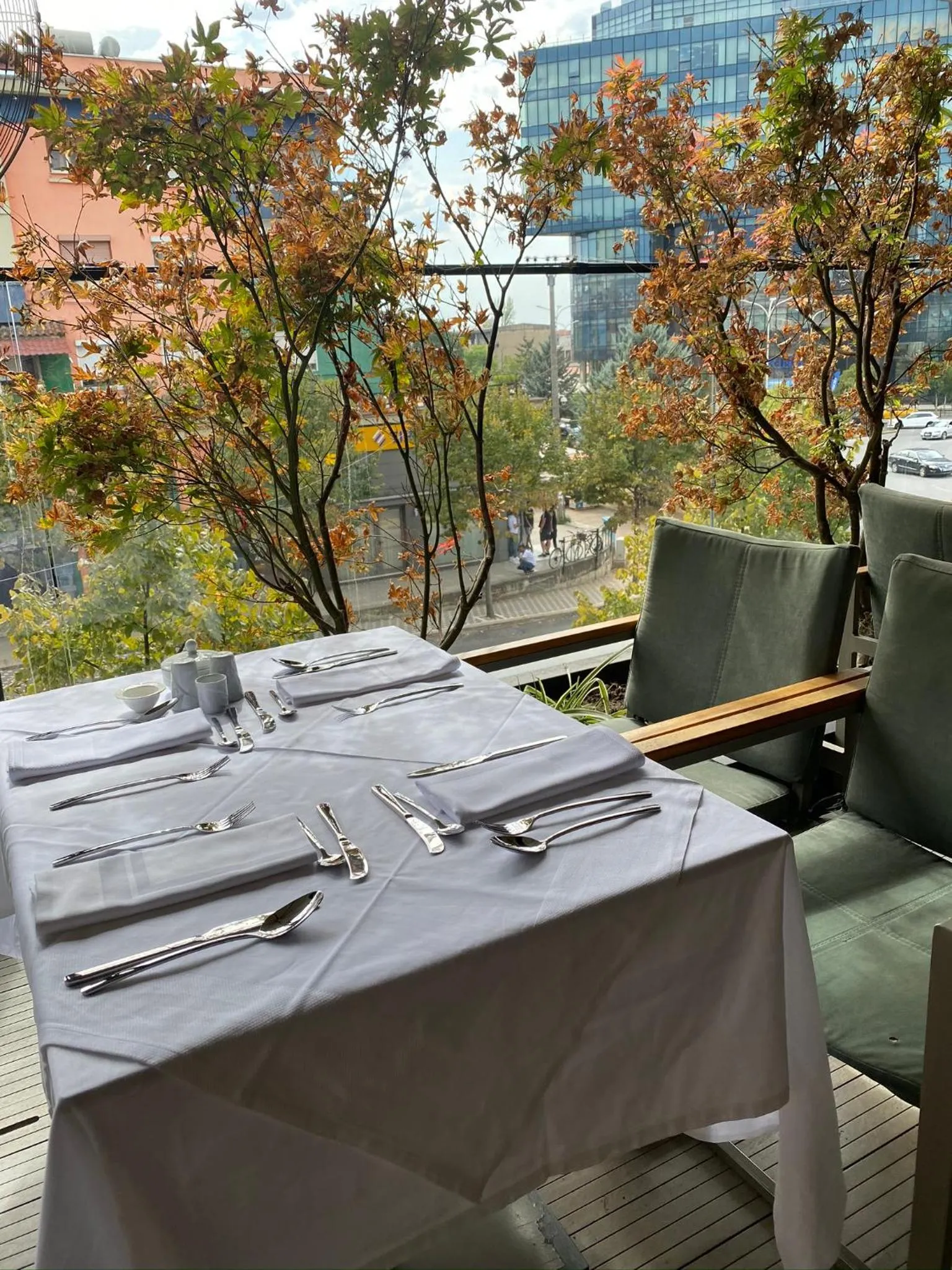 Restaurant/places to eat in Ebel Boutique Hotel