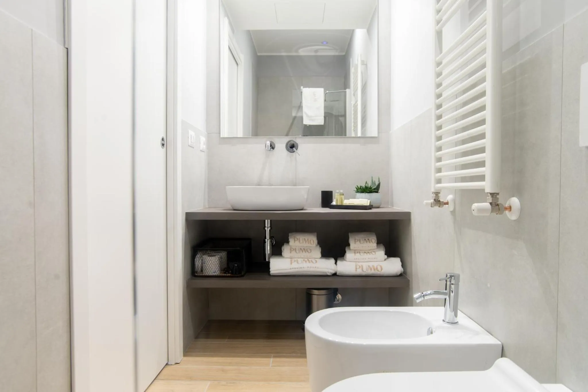 Bathroom in Il Pumo - Apulian Rooms Bari Piazza Moro