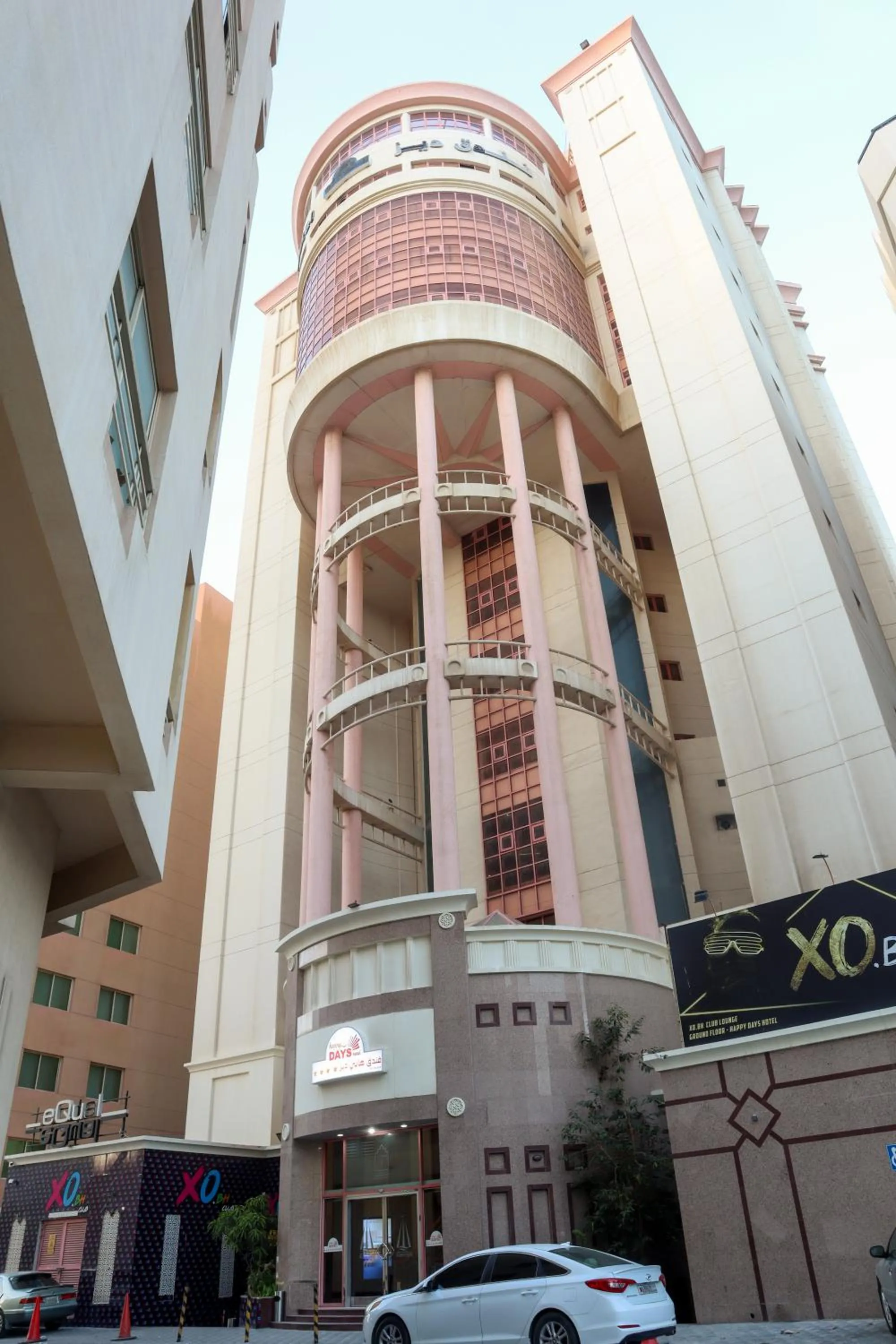 Property building in Happy Days Hotel