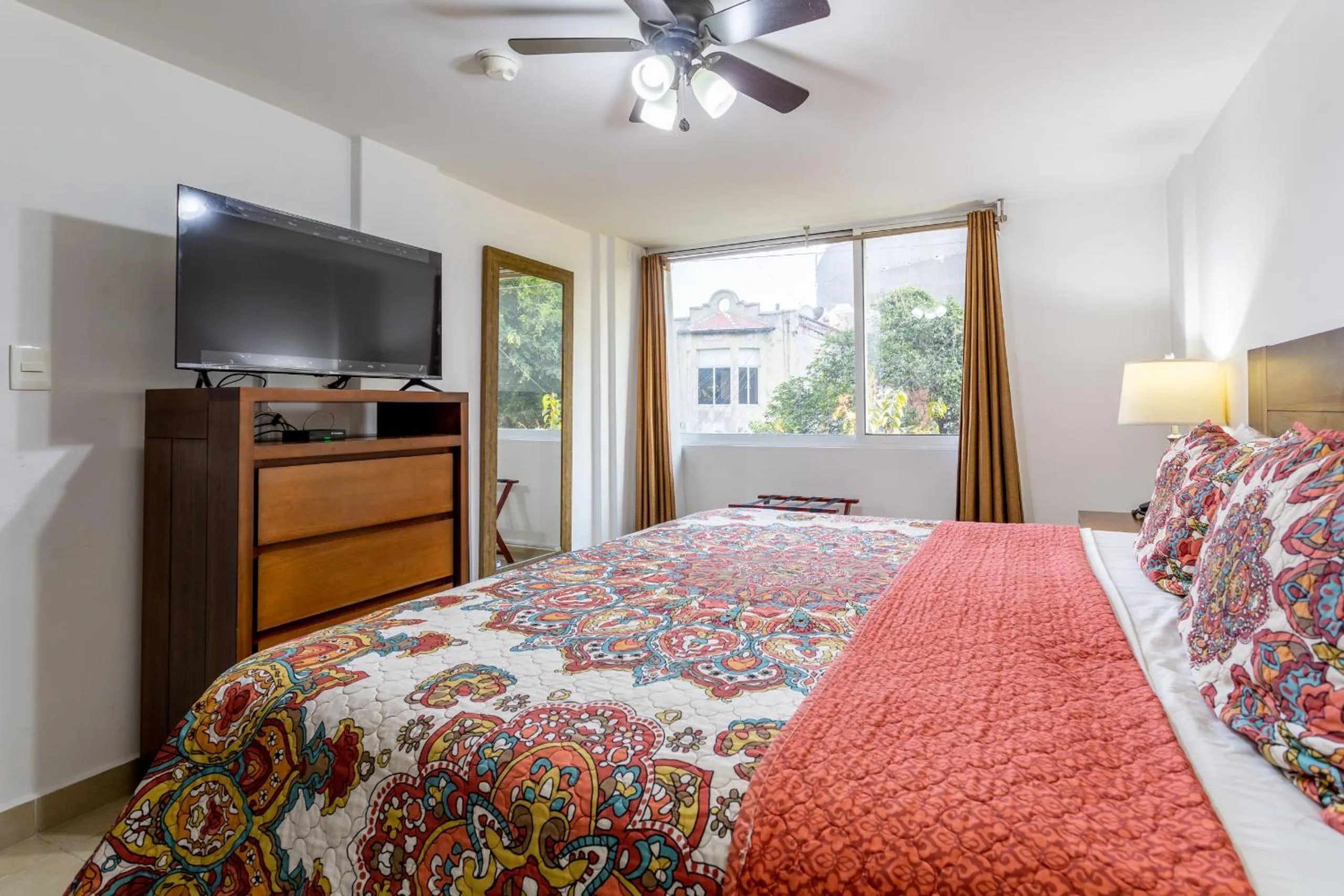 Bed in Suites 259 Condesa