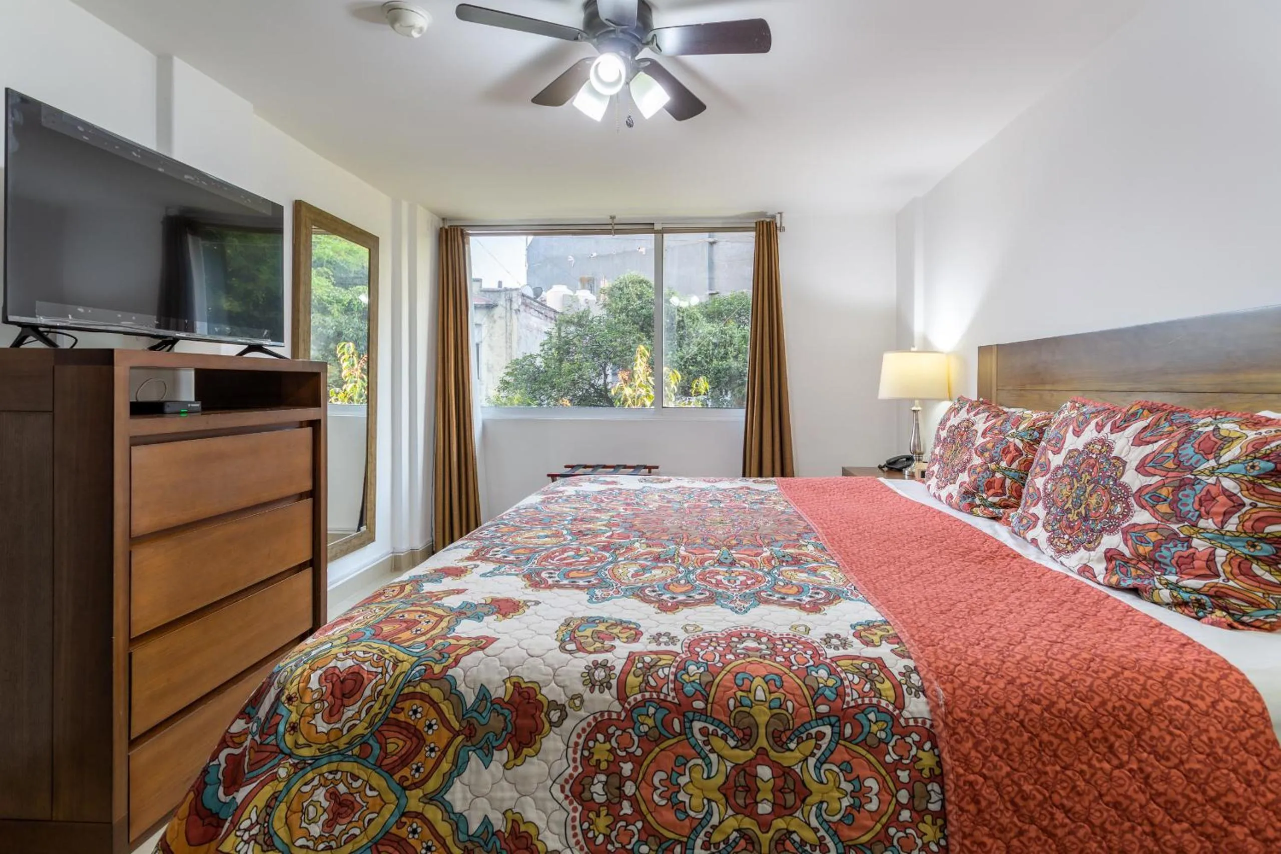 Bed in Suites 259 Condesa