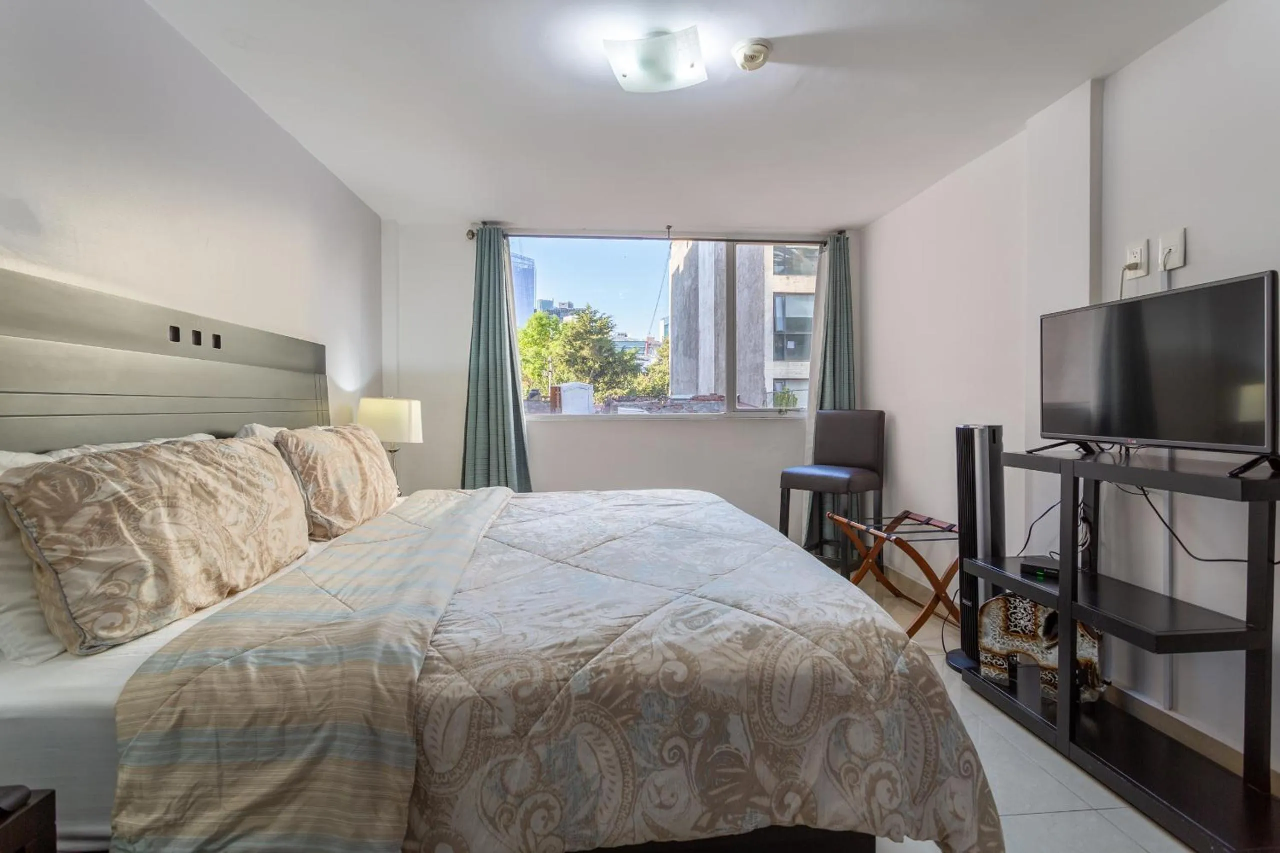 Bed in Suites 259 Condesa