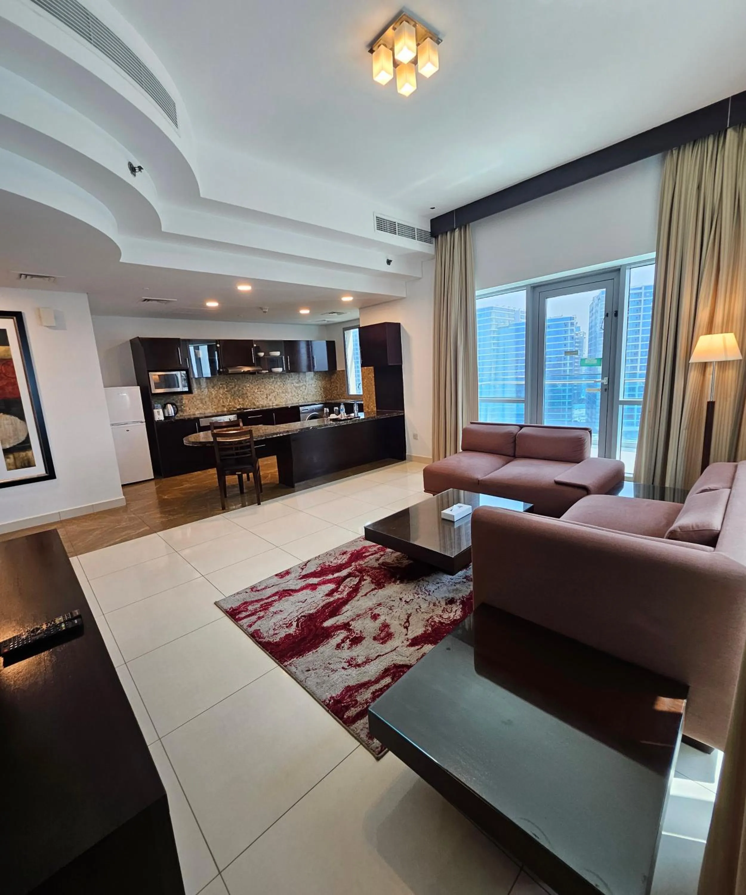 Kitchen or kitchenette in Tulip Creek Hotel Apartments