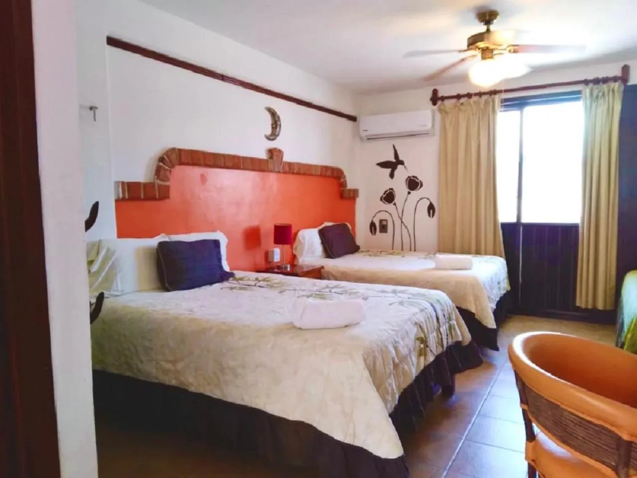 Bed in Suites Fenicia