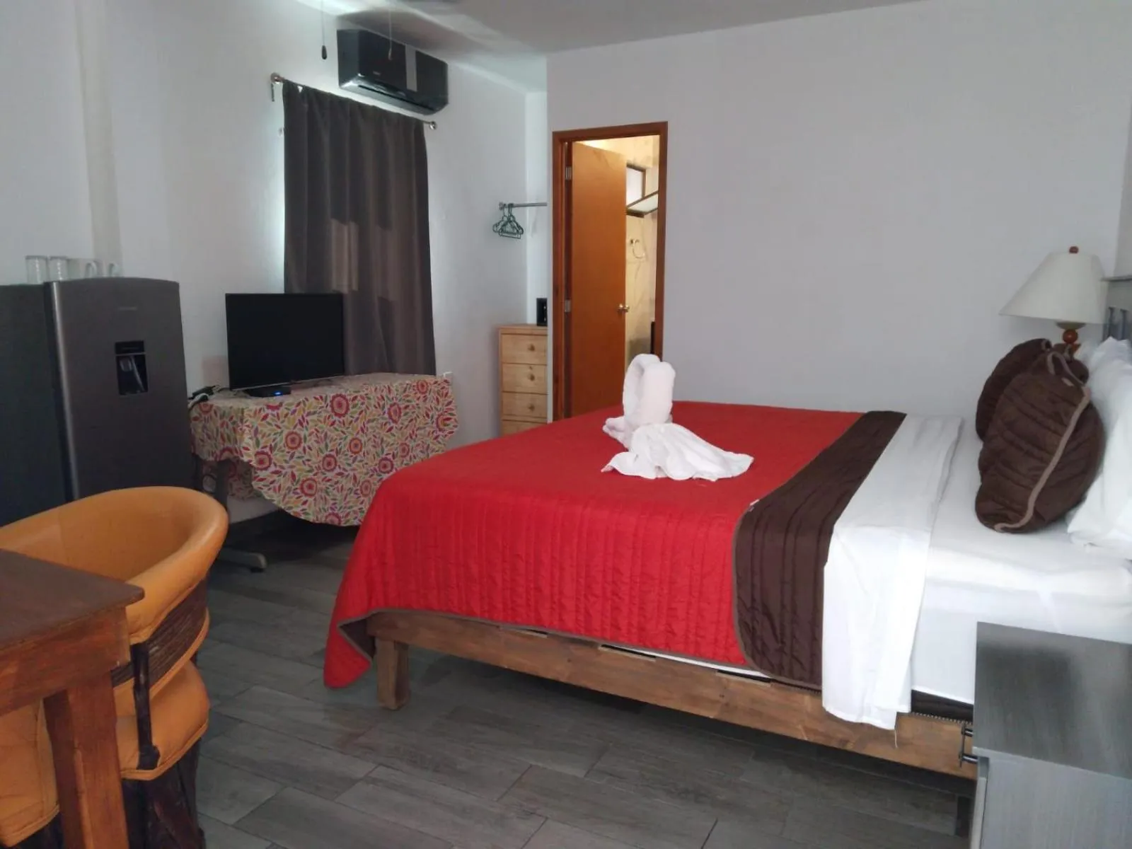 Bed in Suites Fenicia