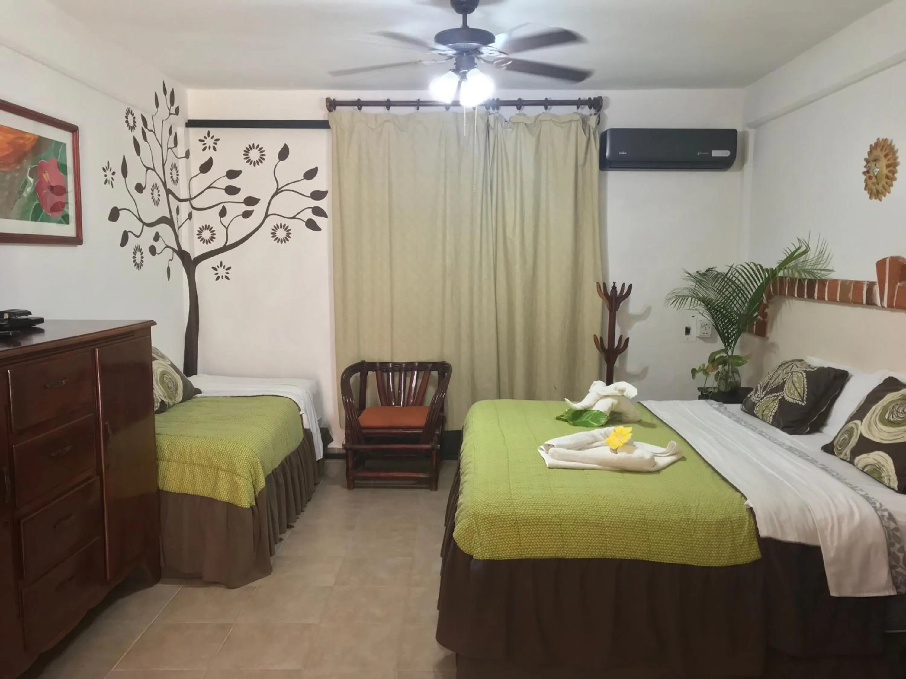 Bed in Suites Fenicia