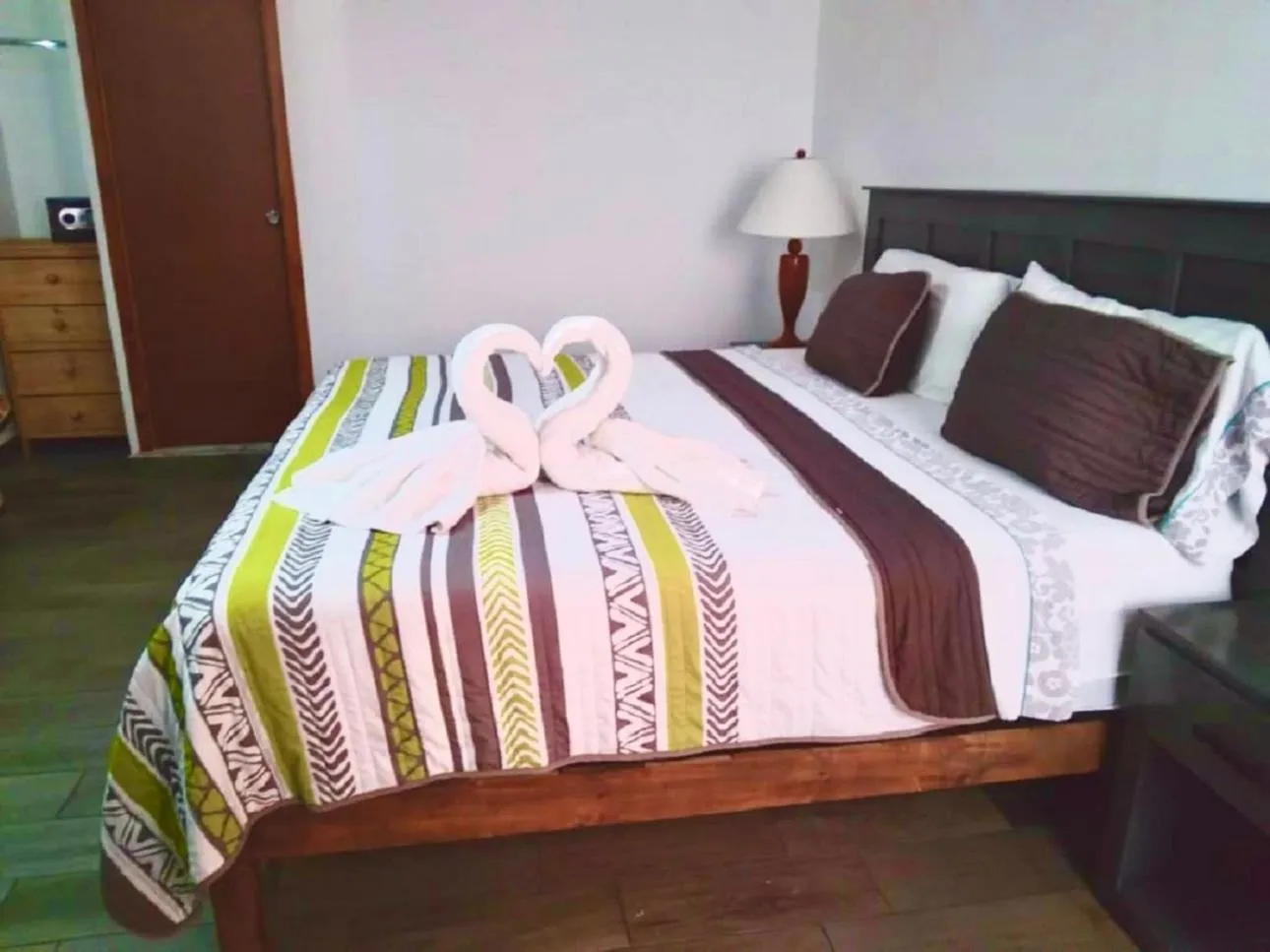 Bed in Suites Fenicia