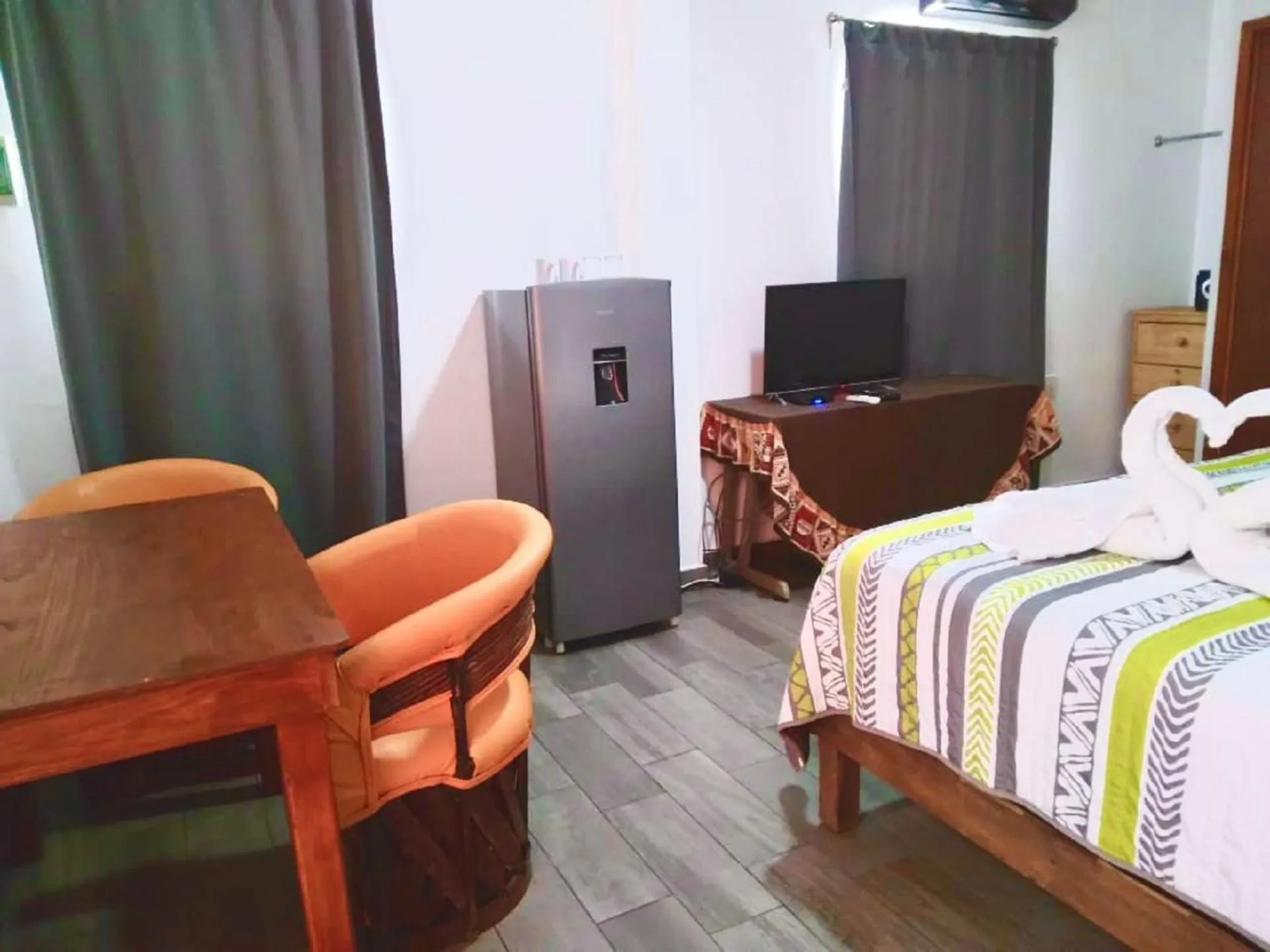 Bed in Suites Fenicia