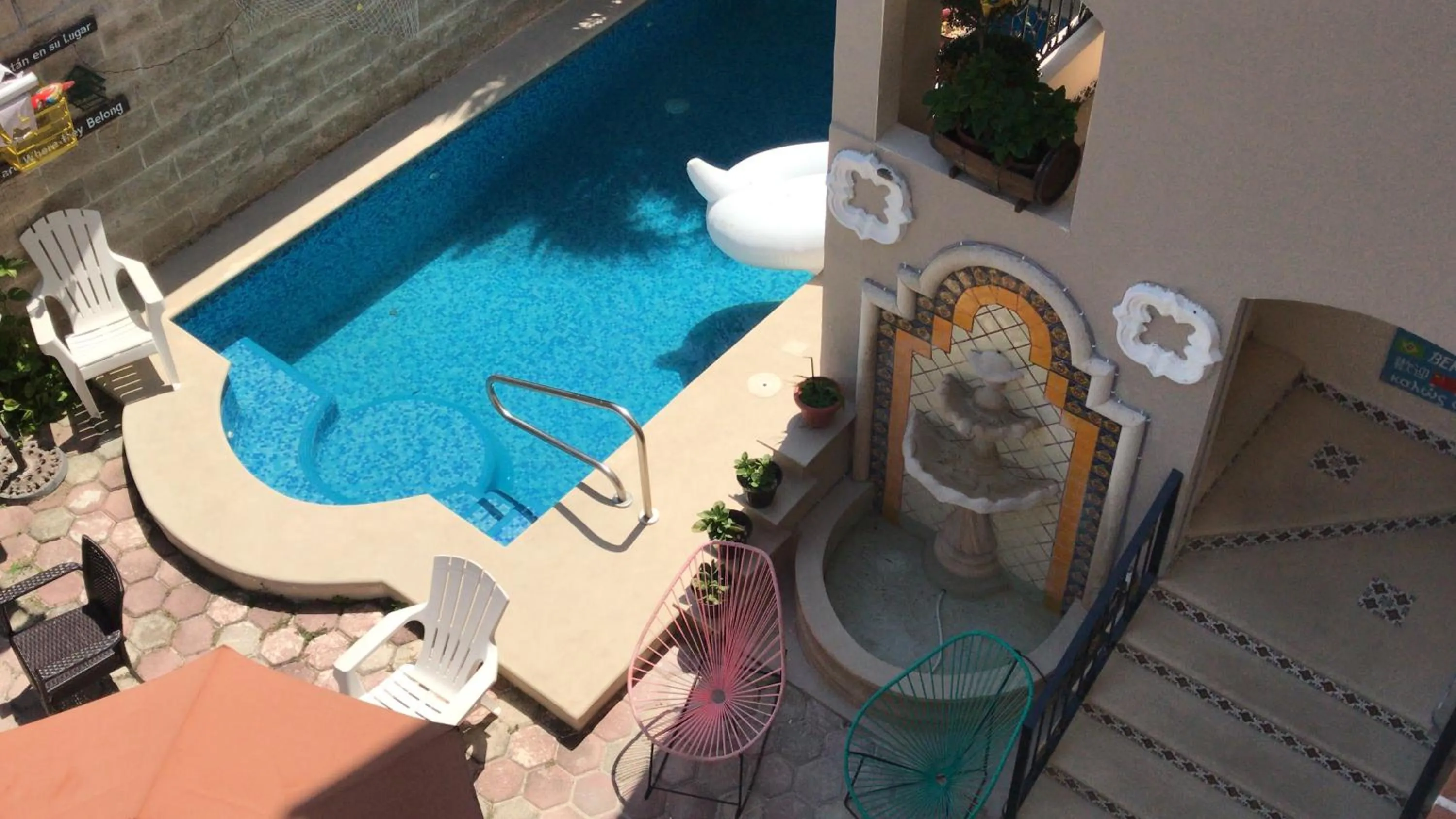 Patio in Suites Fenicia