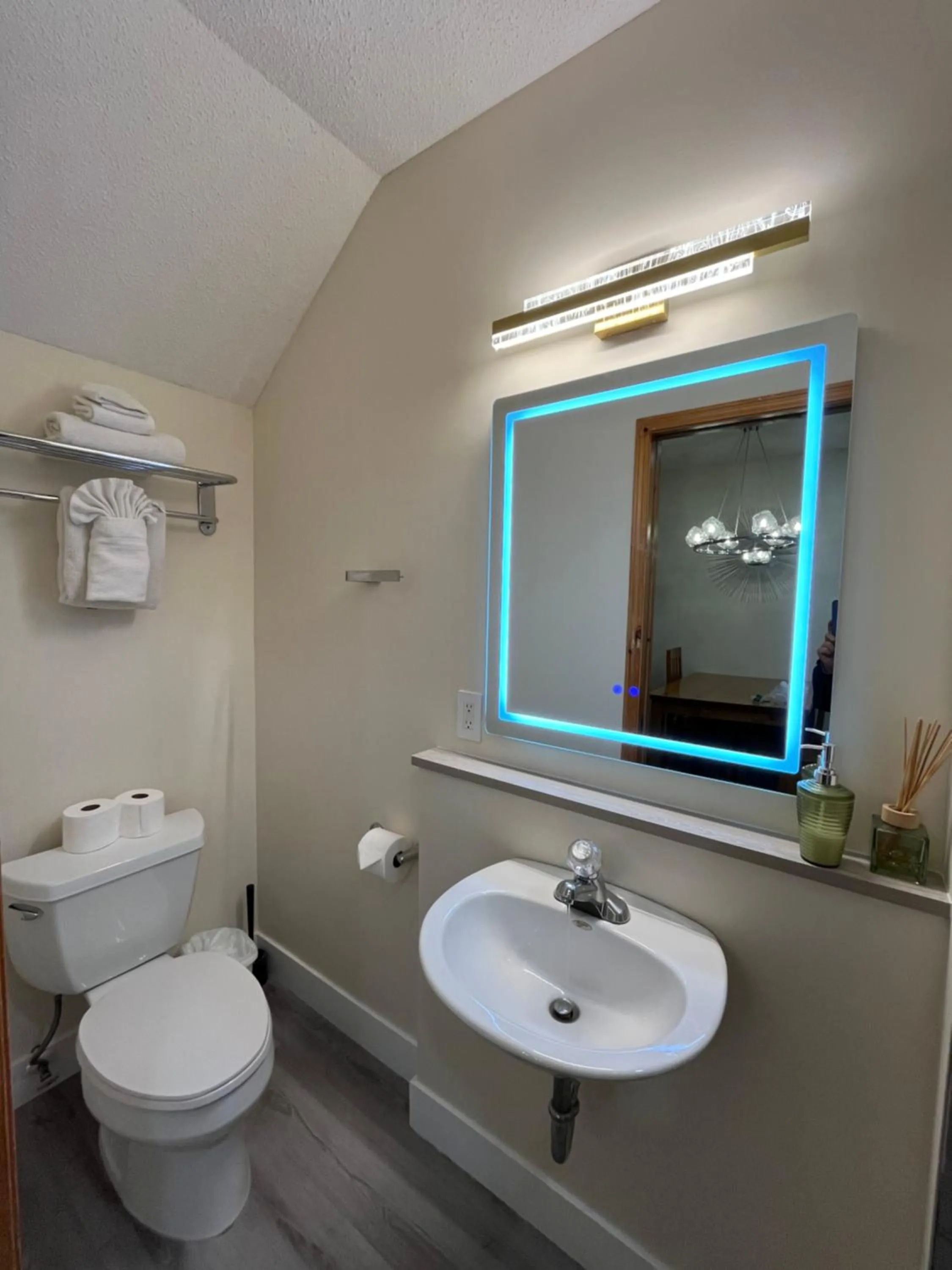 Bathroom in Banff Woods lodge