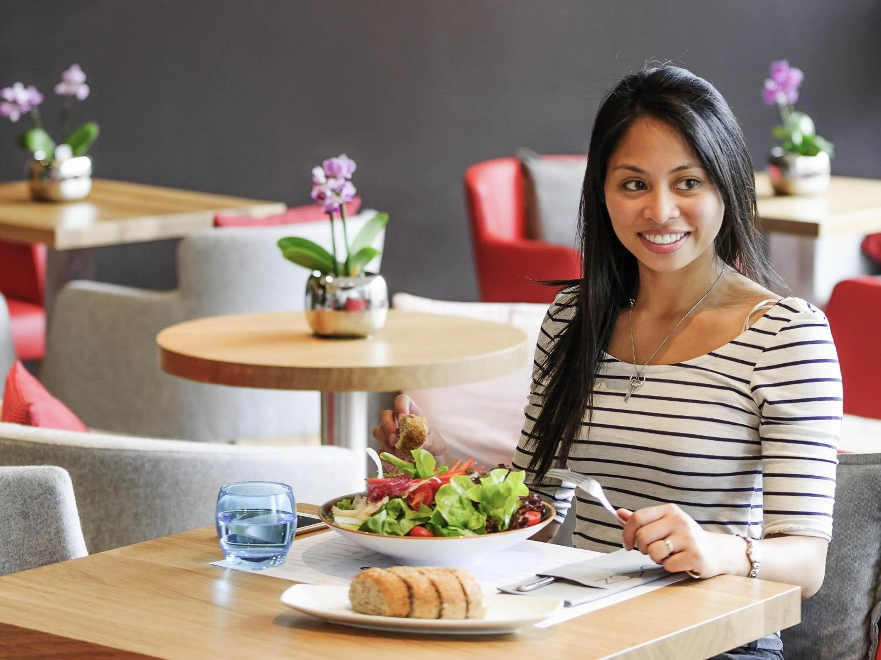 Restaurant/places to eat in Novotel Erlangen