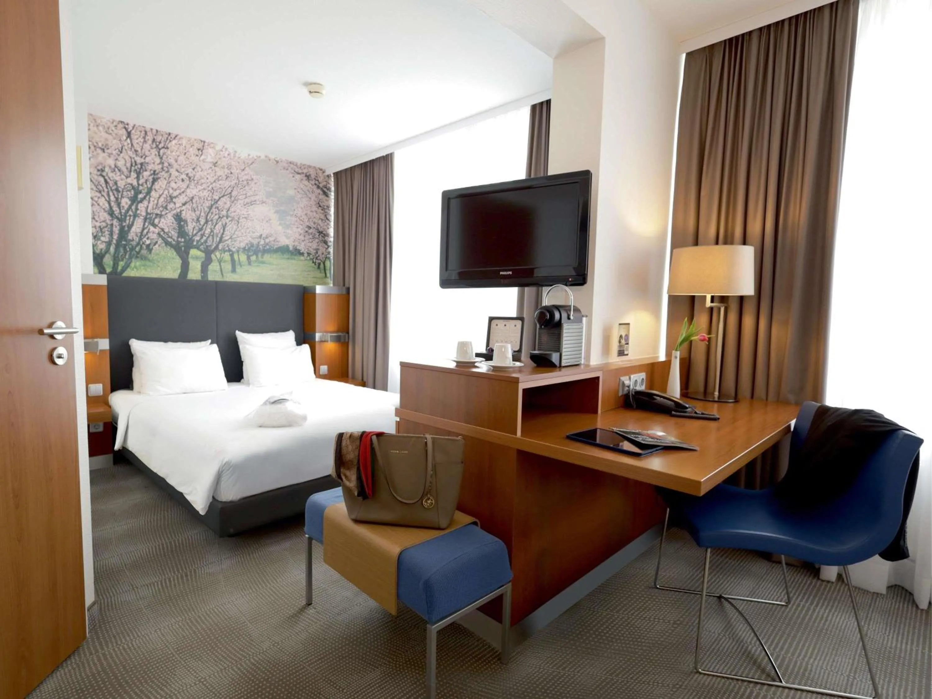 Bedroom, Bed in Novotel Erlangen