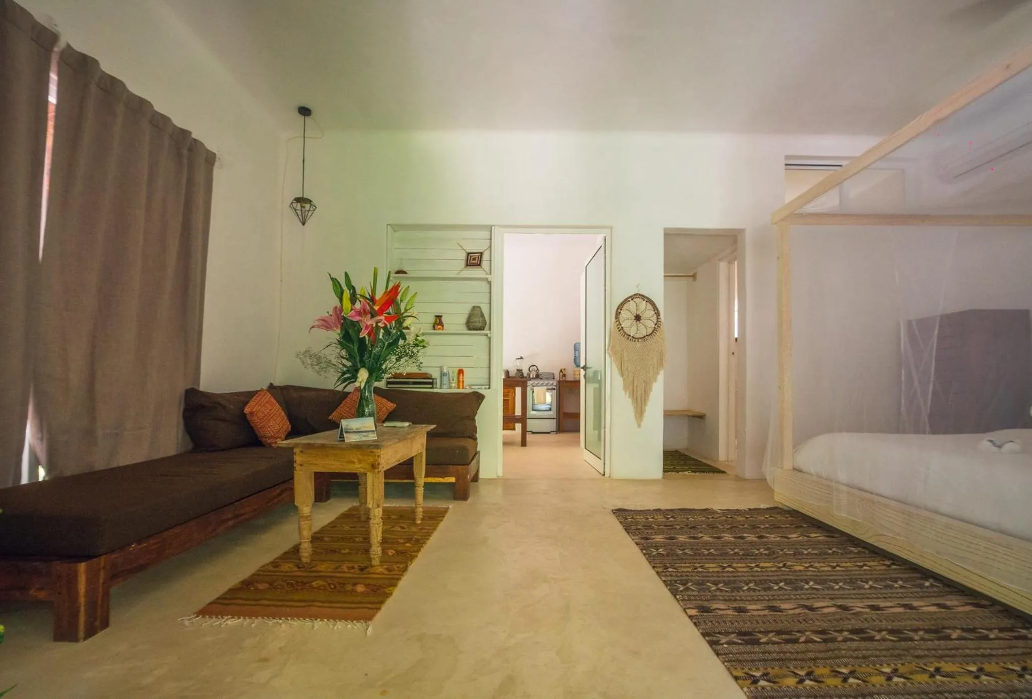 Living room, Bed in Casa Zaba