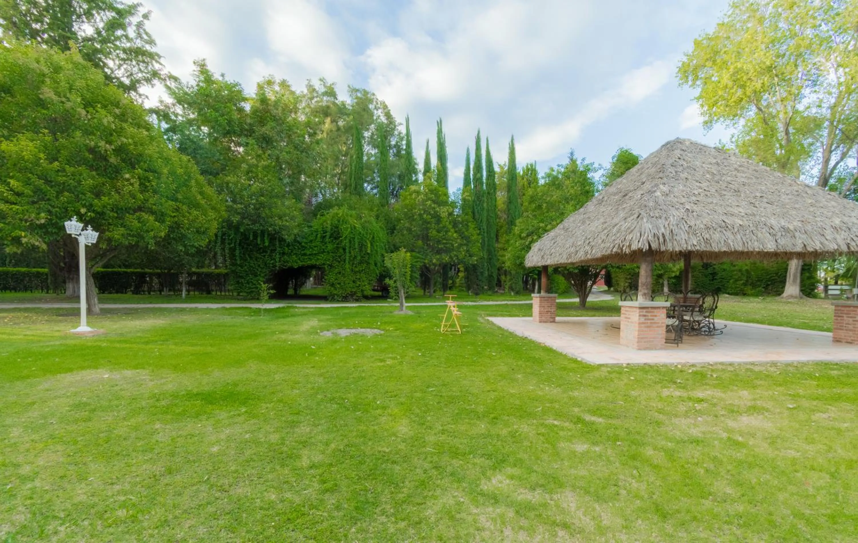 Day in Atotonilco Hotel & Club