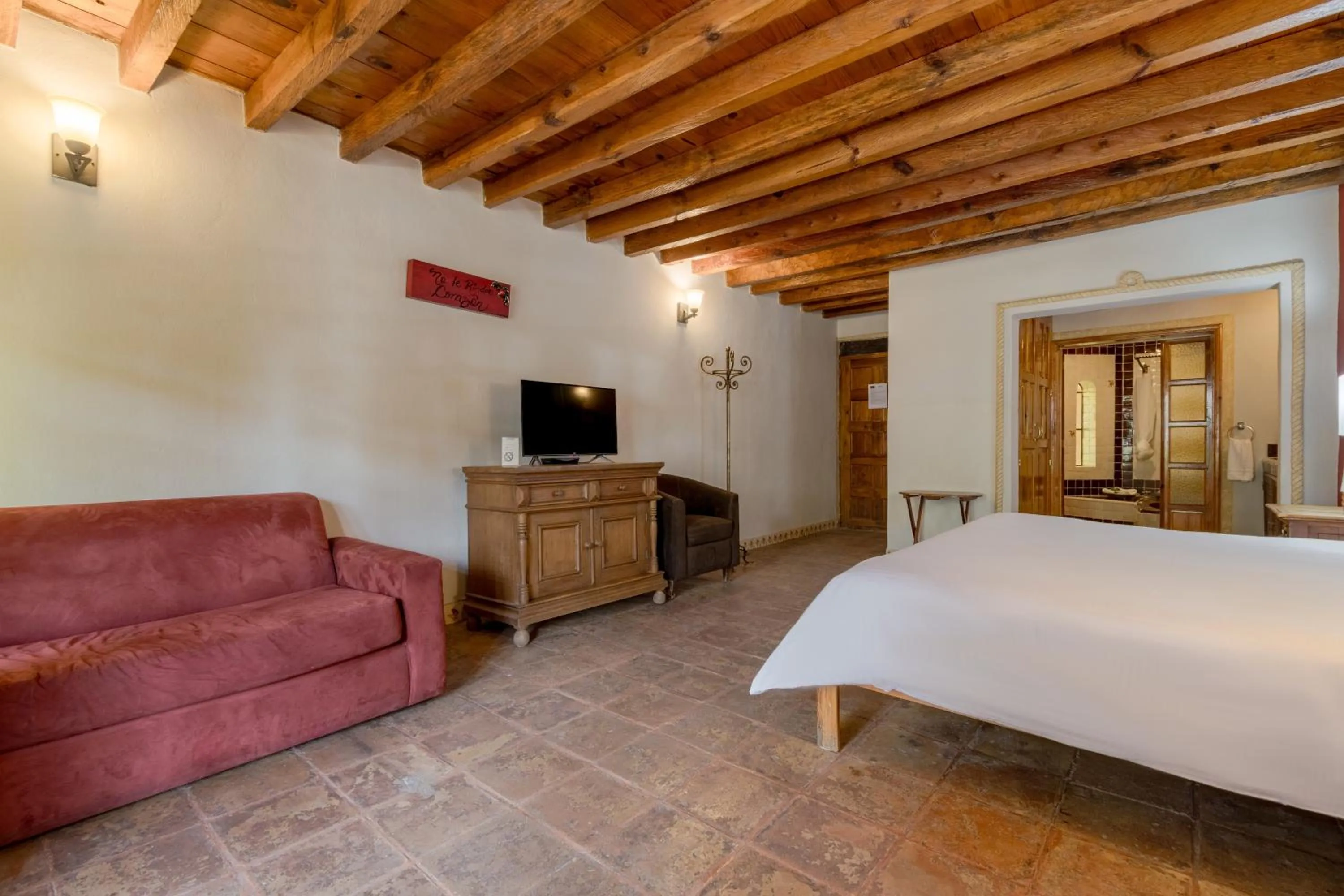 Photo of the whole room, Bed in Atotonilco Hotel & Club