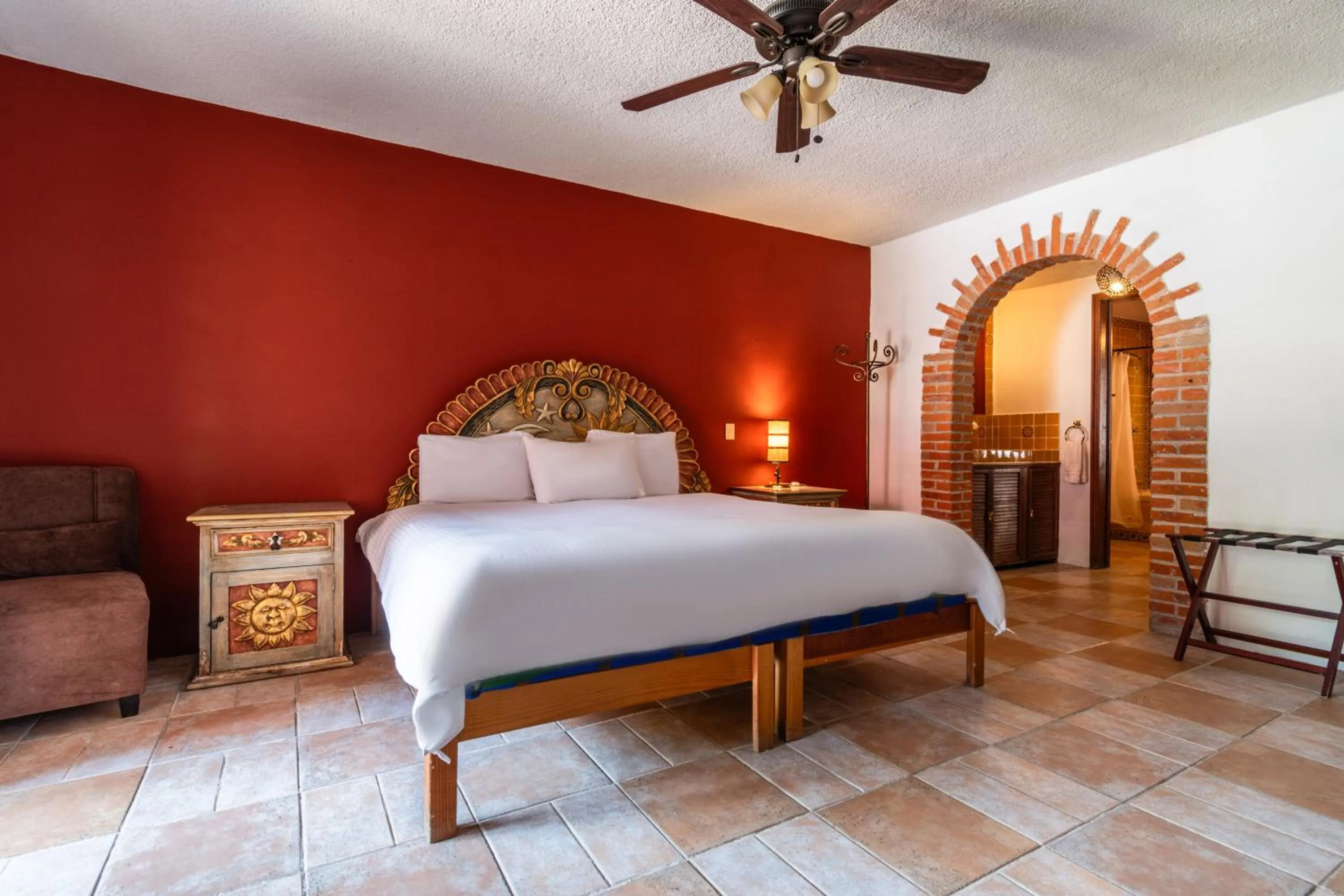 Photo of the whole room, Bed in Atotonilco Hotel & Club