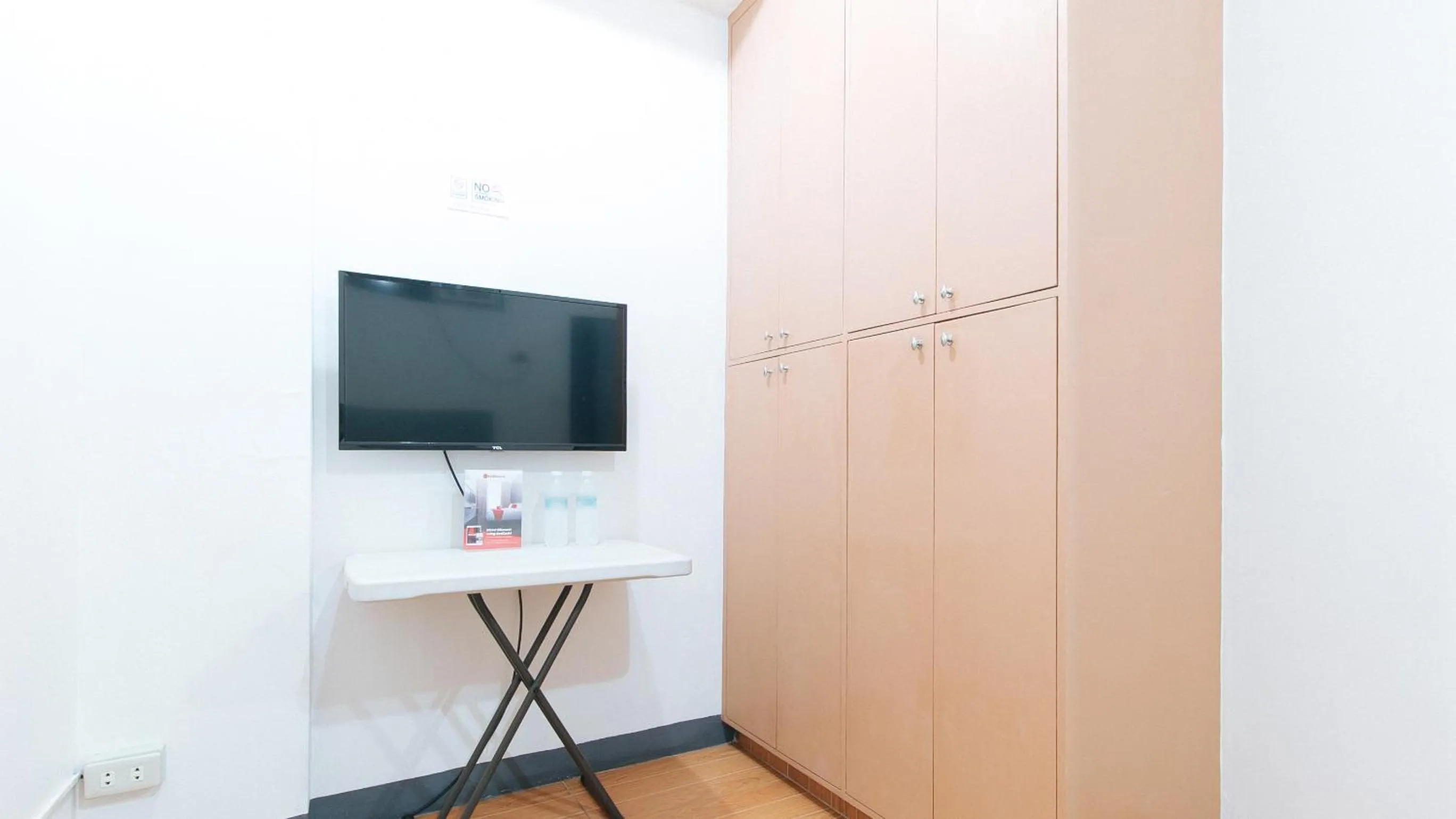 TV and multimedia in RedDoorz at CAA Road Las Pinas