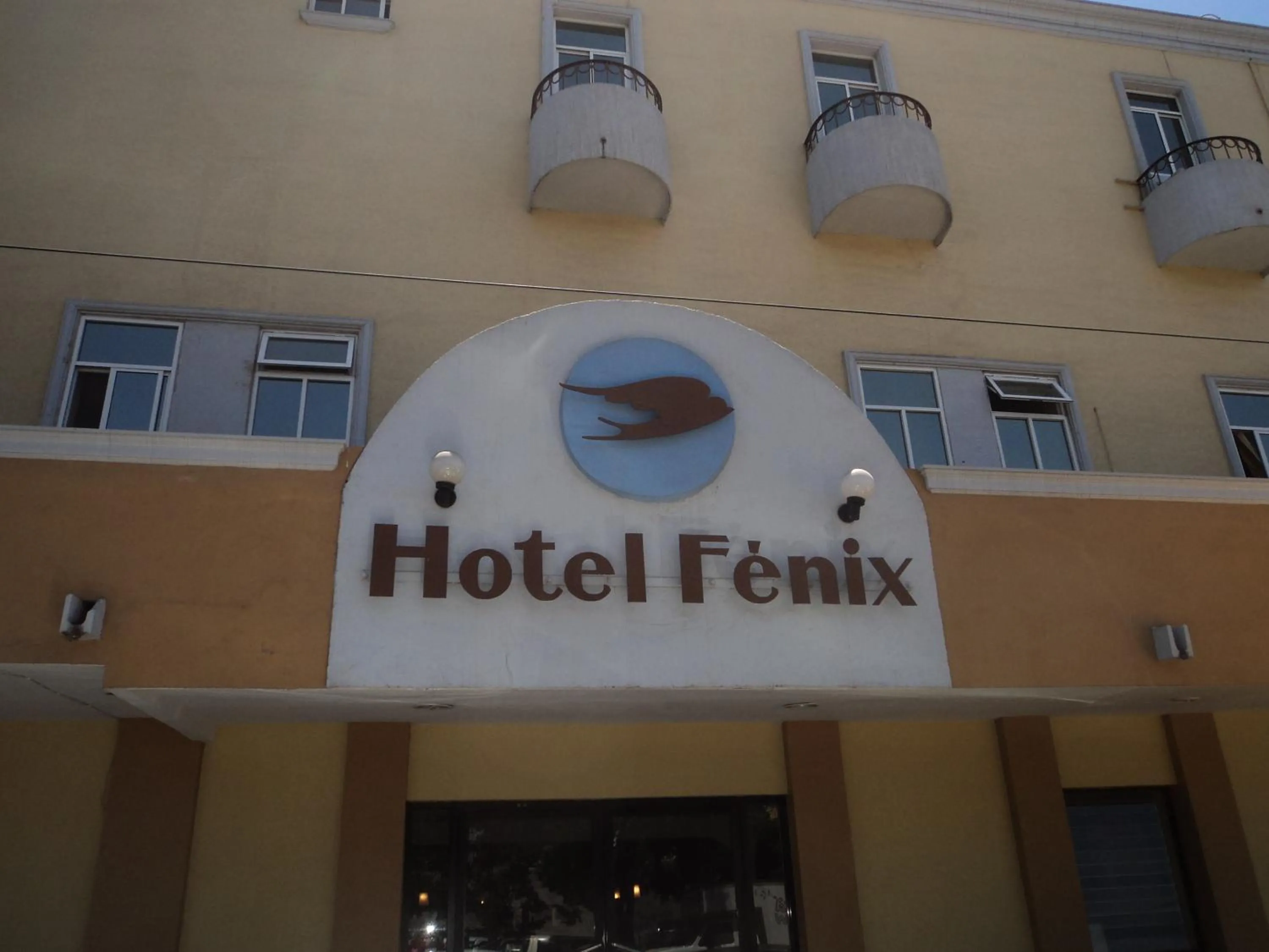 Facade/entrance in Hotel Fenix