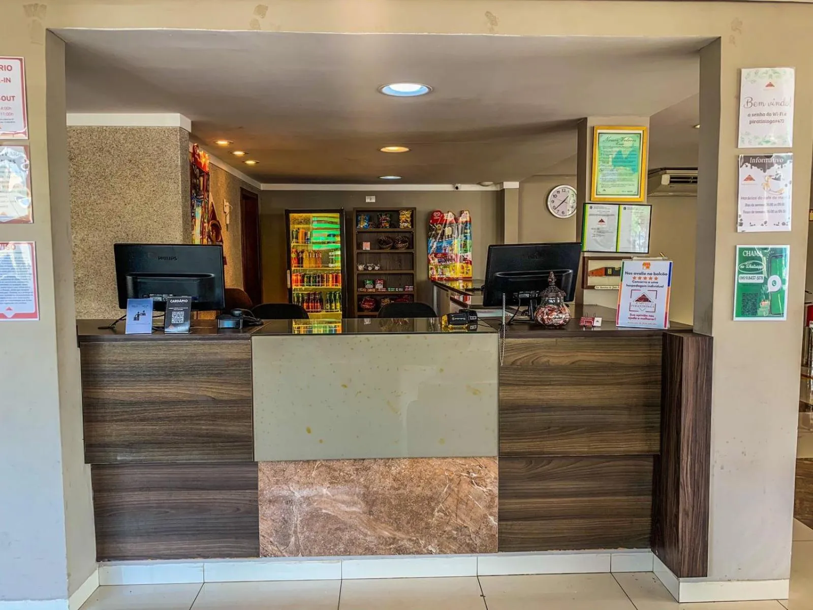 Lobby or reception in Hotel Piratininga Avenida Amazonas - Rondonópolis