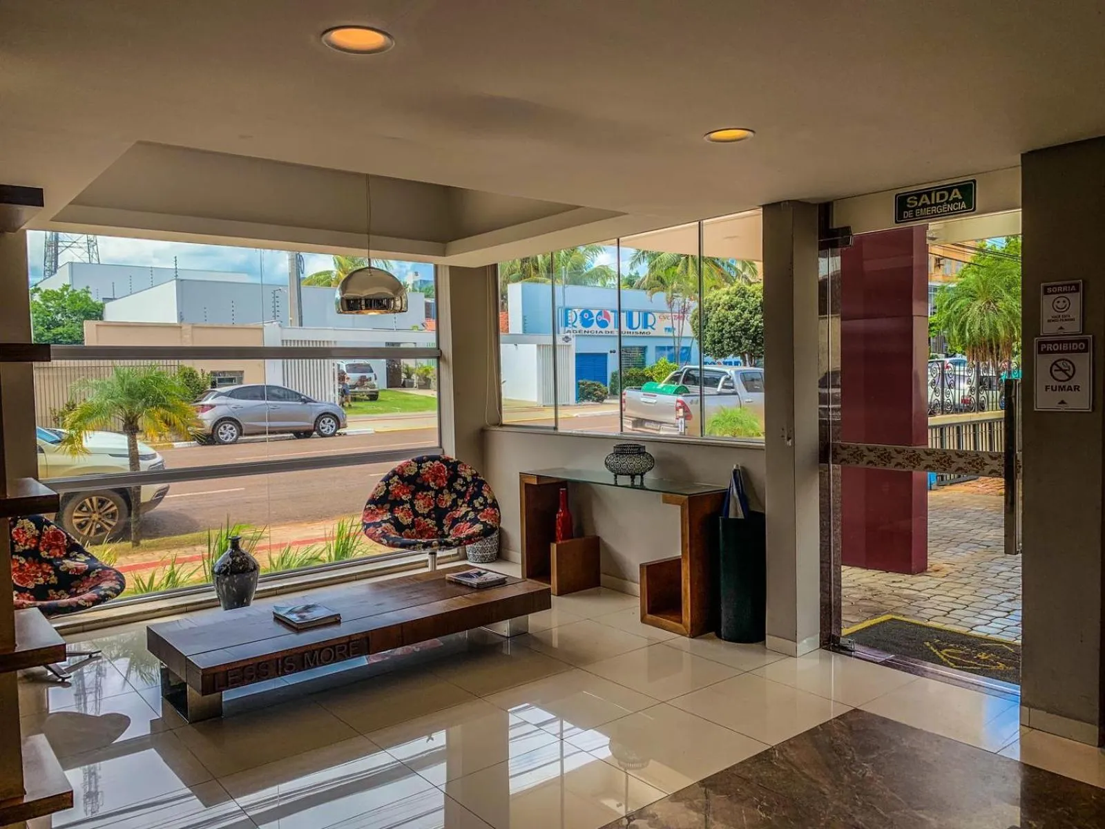 Lobby or reception in Hotel Piratininga Avenida Amazonas - Rondonópolis