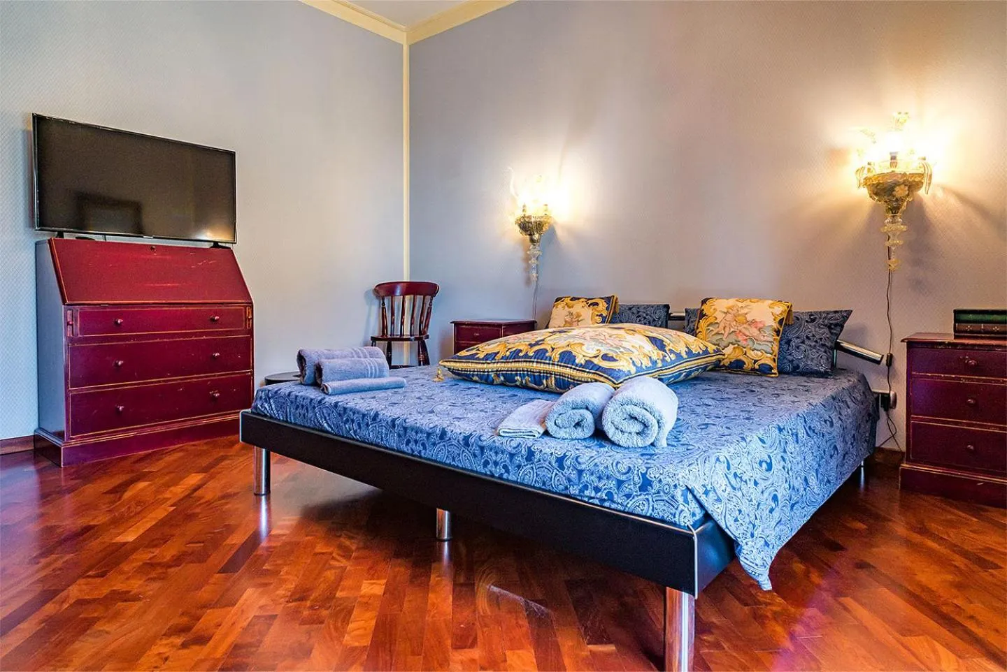 Bed in Villa Grandiosa FC