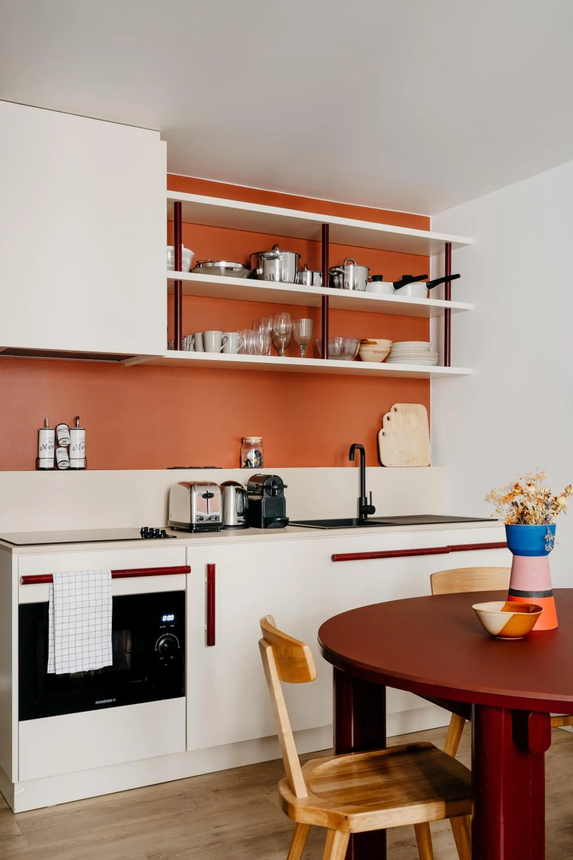 Coffee/tea facilities in Edgar Suites Auteuil - Le Marois