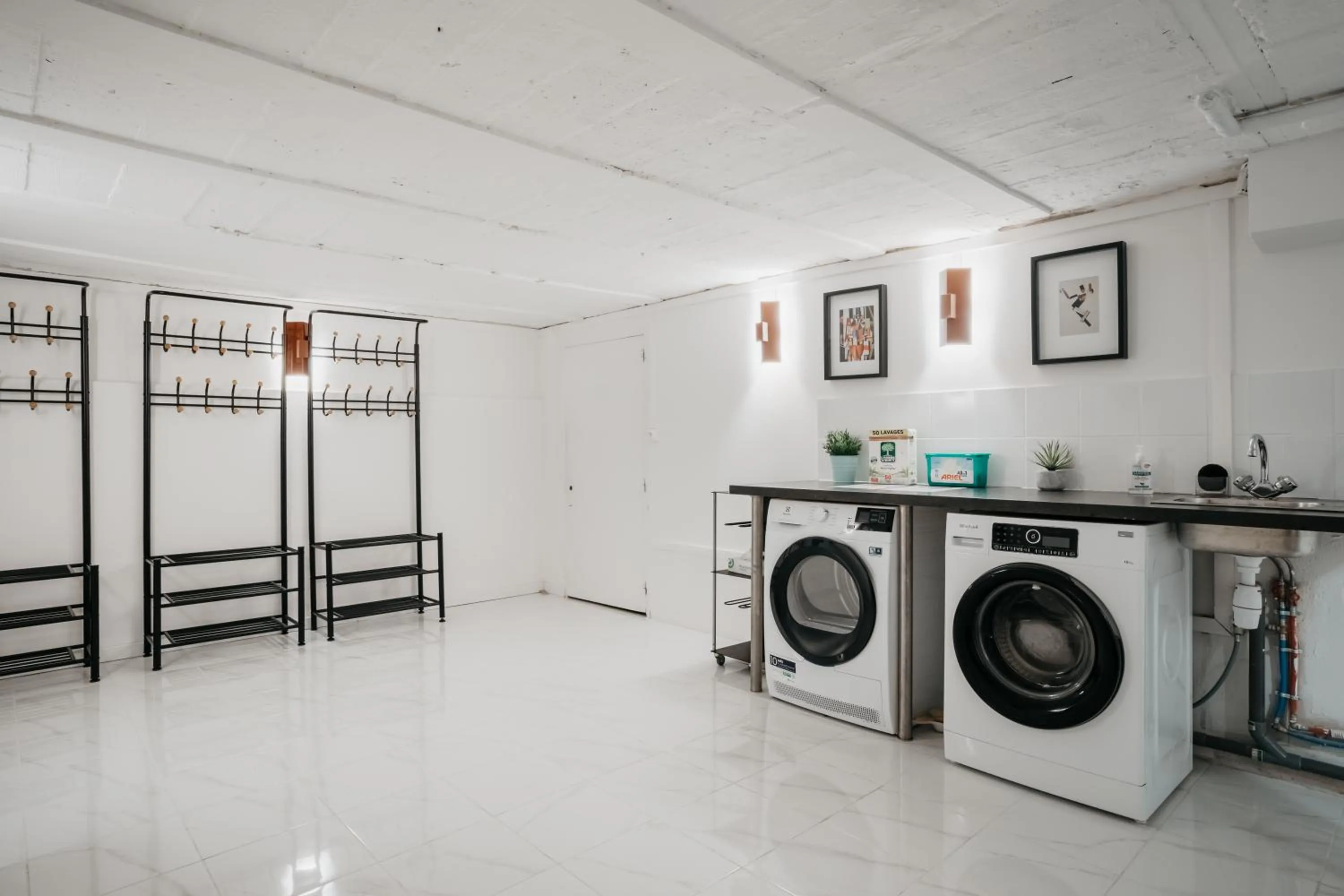 laundry in Edgar Suites Auteuil - Le Marois