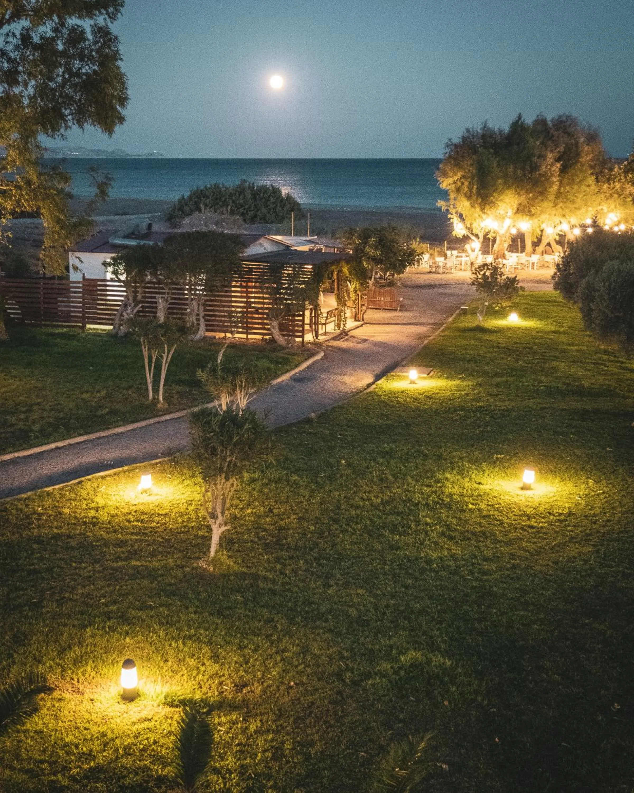 Garden in Eco Beach And Magic Garden Hotel